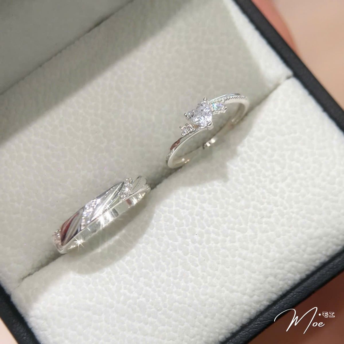 ĐN107 - Nhẫn đôi trái tim pha lê