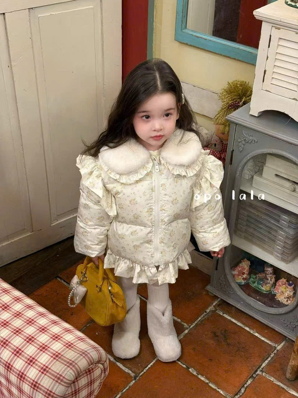 (M160) Áo khoác trần bông cổ lông hoa nhí_thumbnail_0
