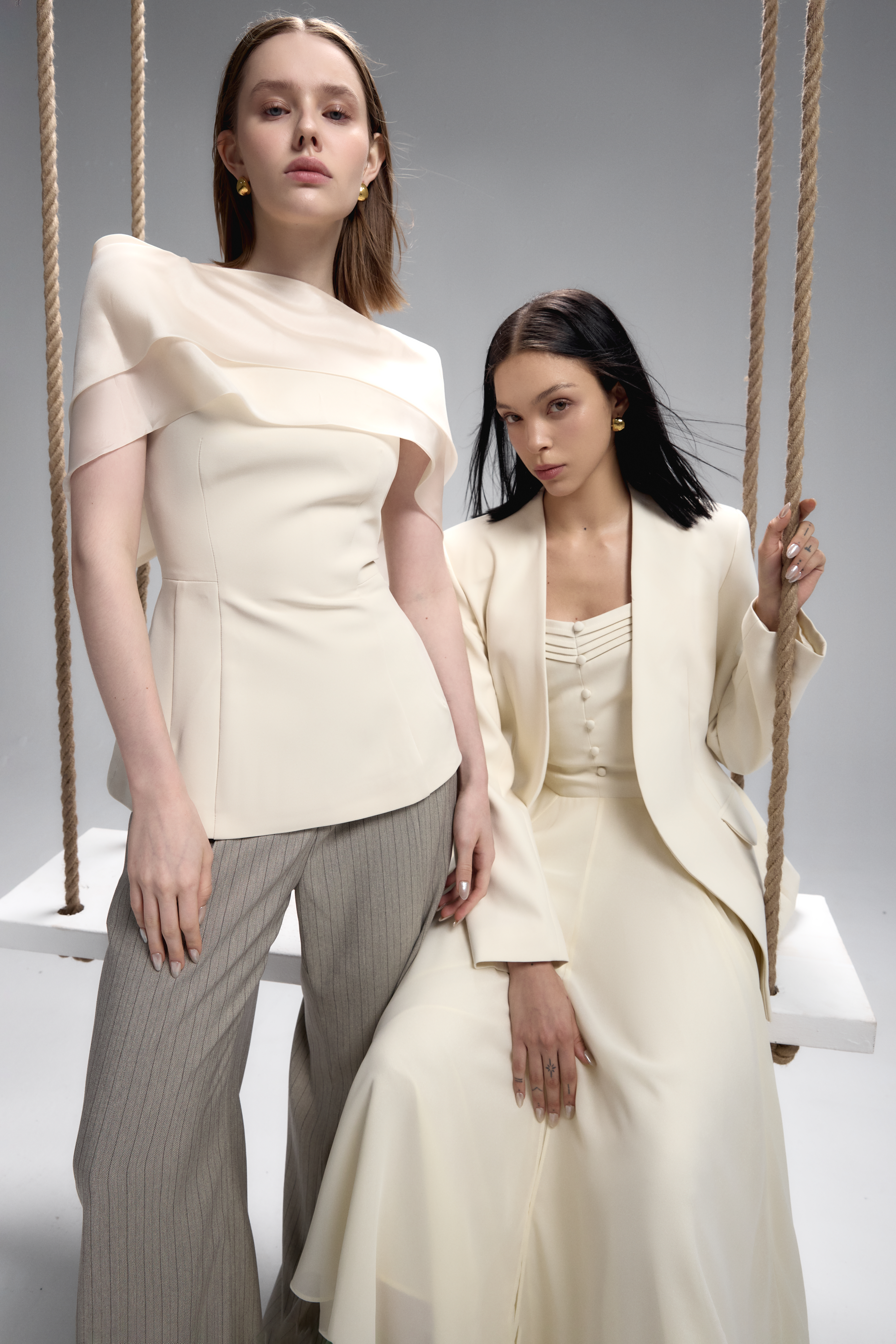 HAERIN Top_thumbnail_5