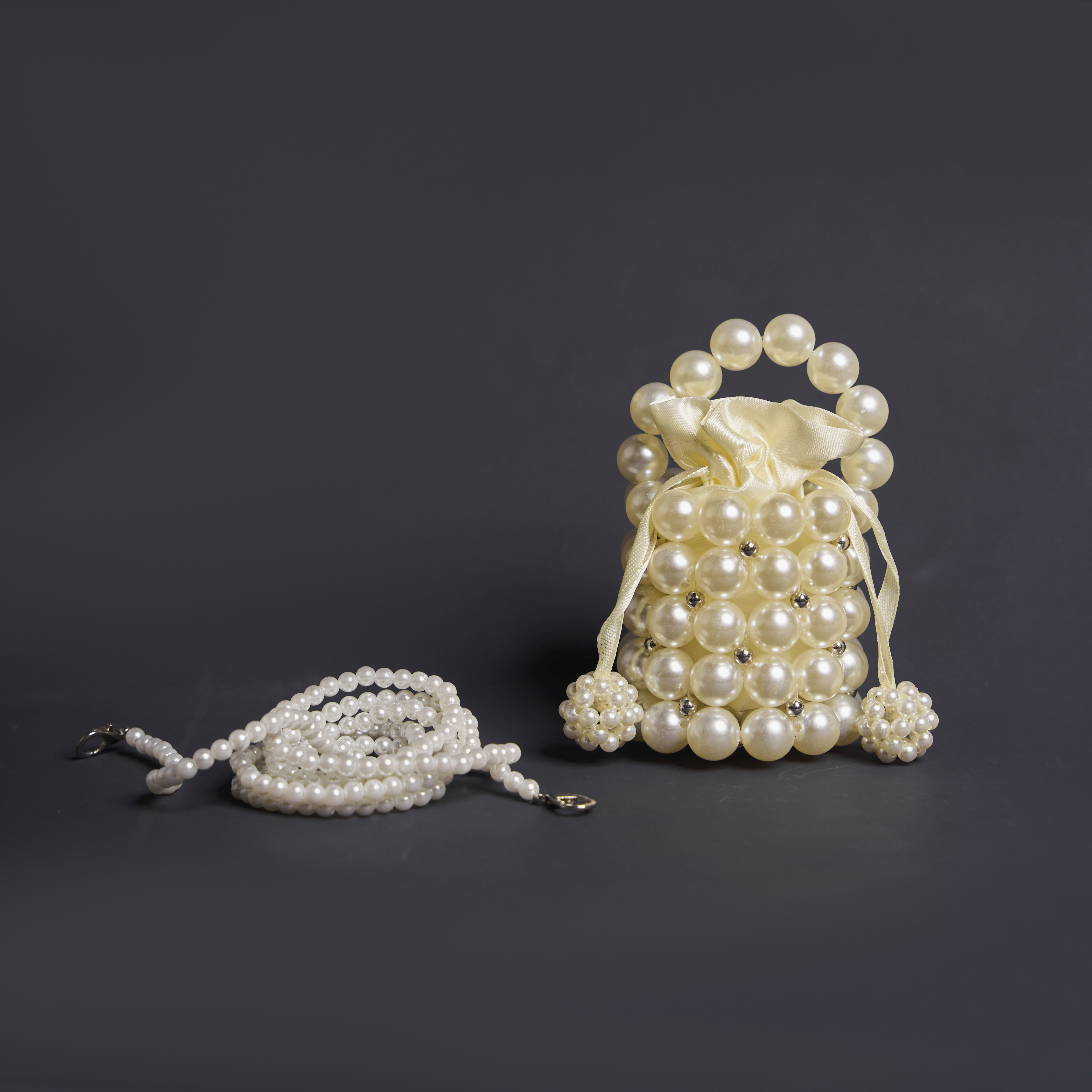 Túi xách ngọc trai