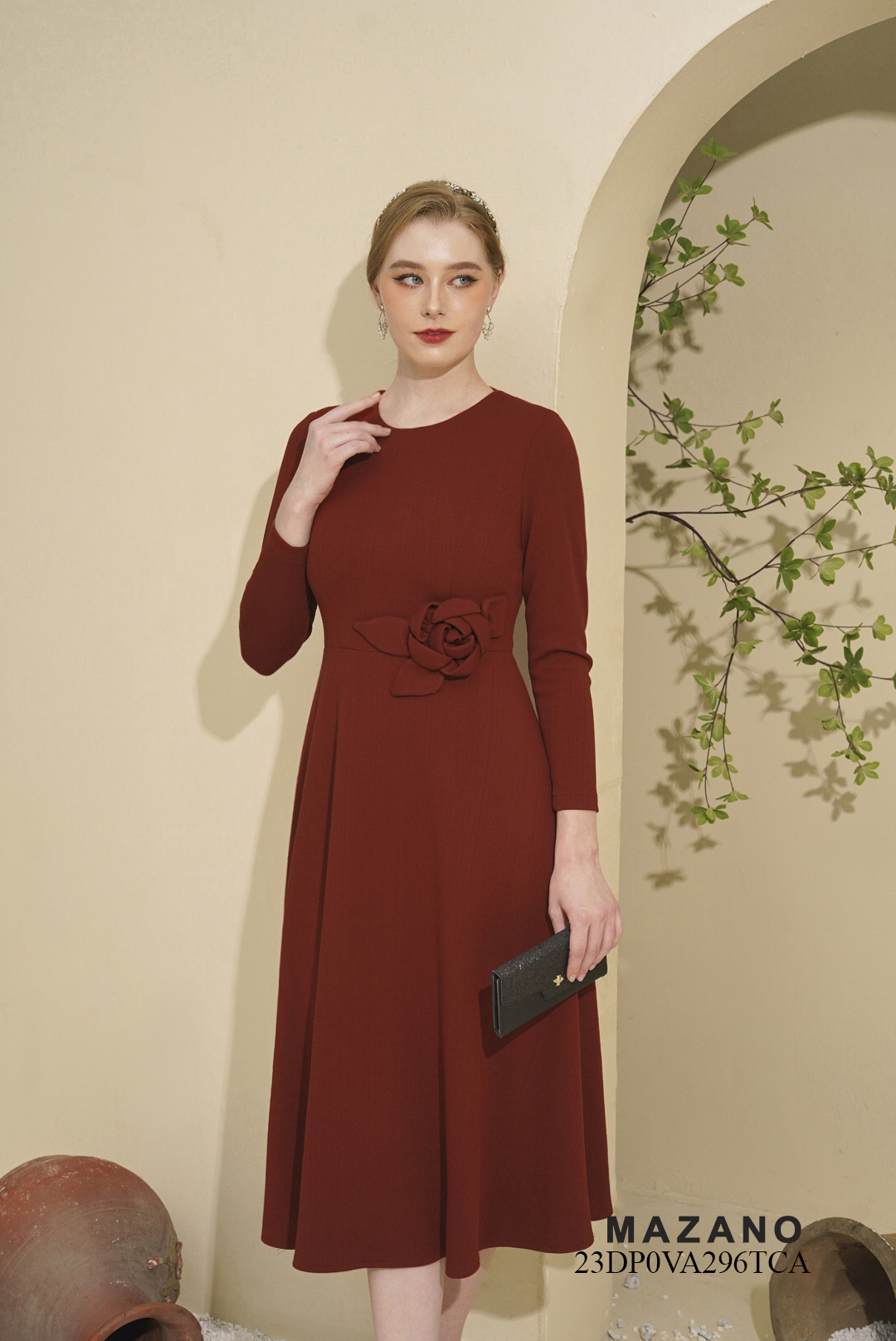 Đầm len đính hoa eo dự tiệc_thumbnail_3