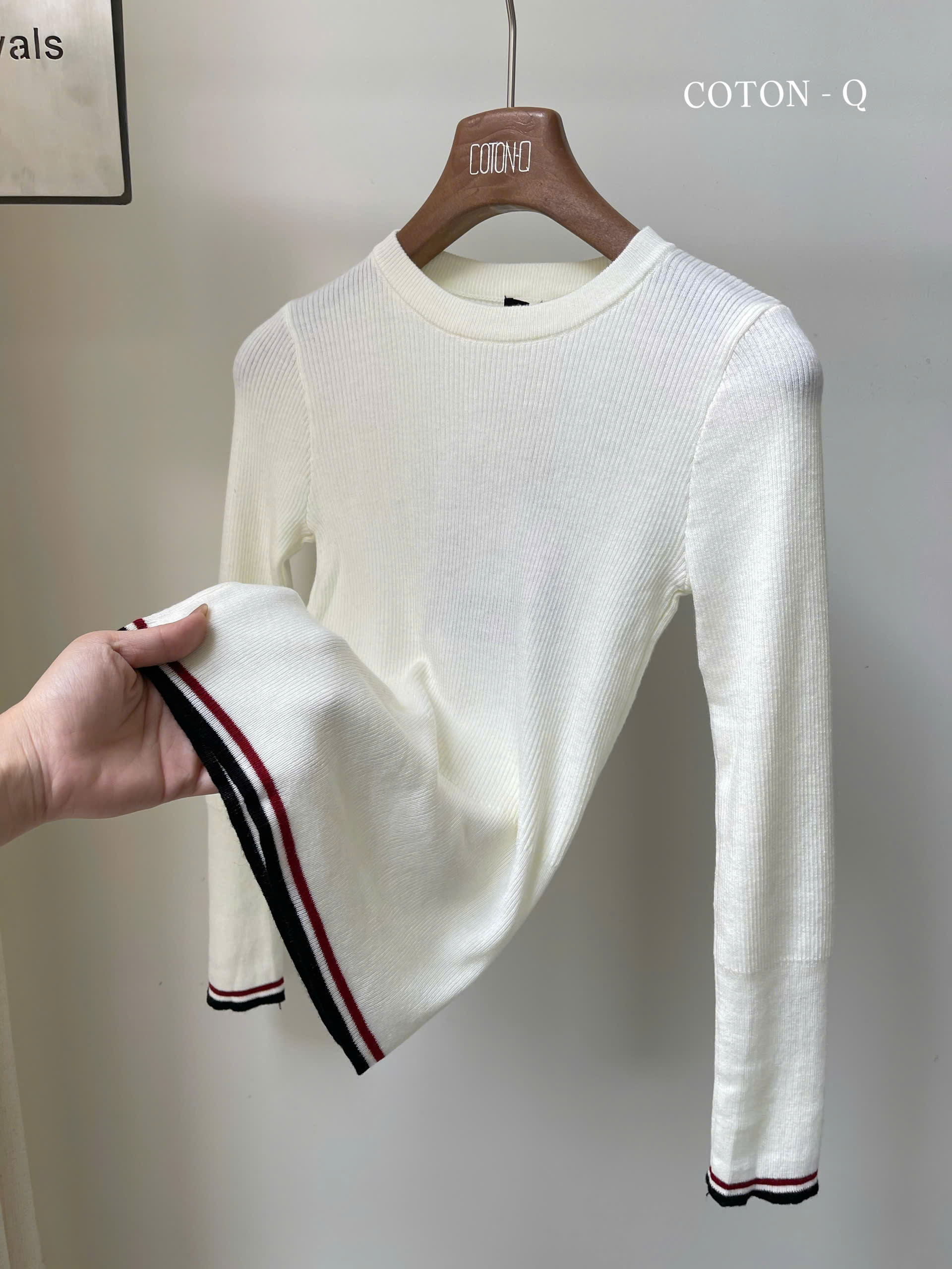 Áo len gân tay dài ( XANH ĐEN )_thumbnail_23