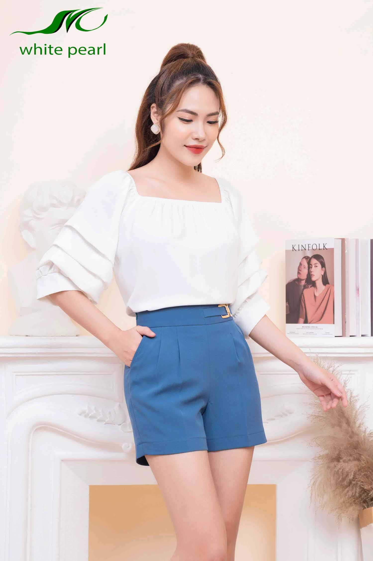 Quần short đai 5cm trang trí khuy thời trang công sở White Pearl_thumbnail_2