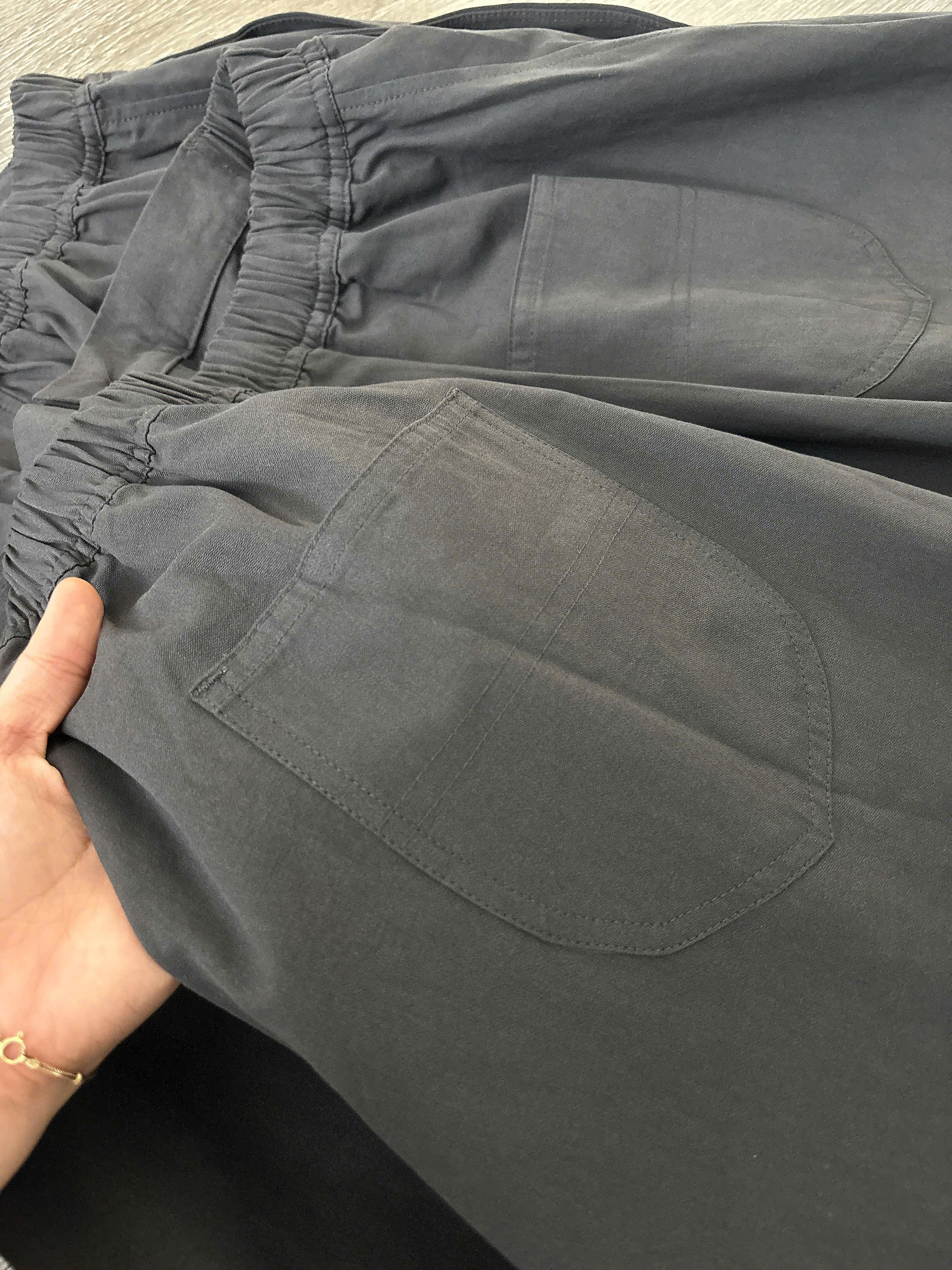 C85 CHÂN VÁY XÁM_thumbnail_2