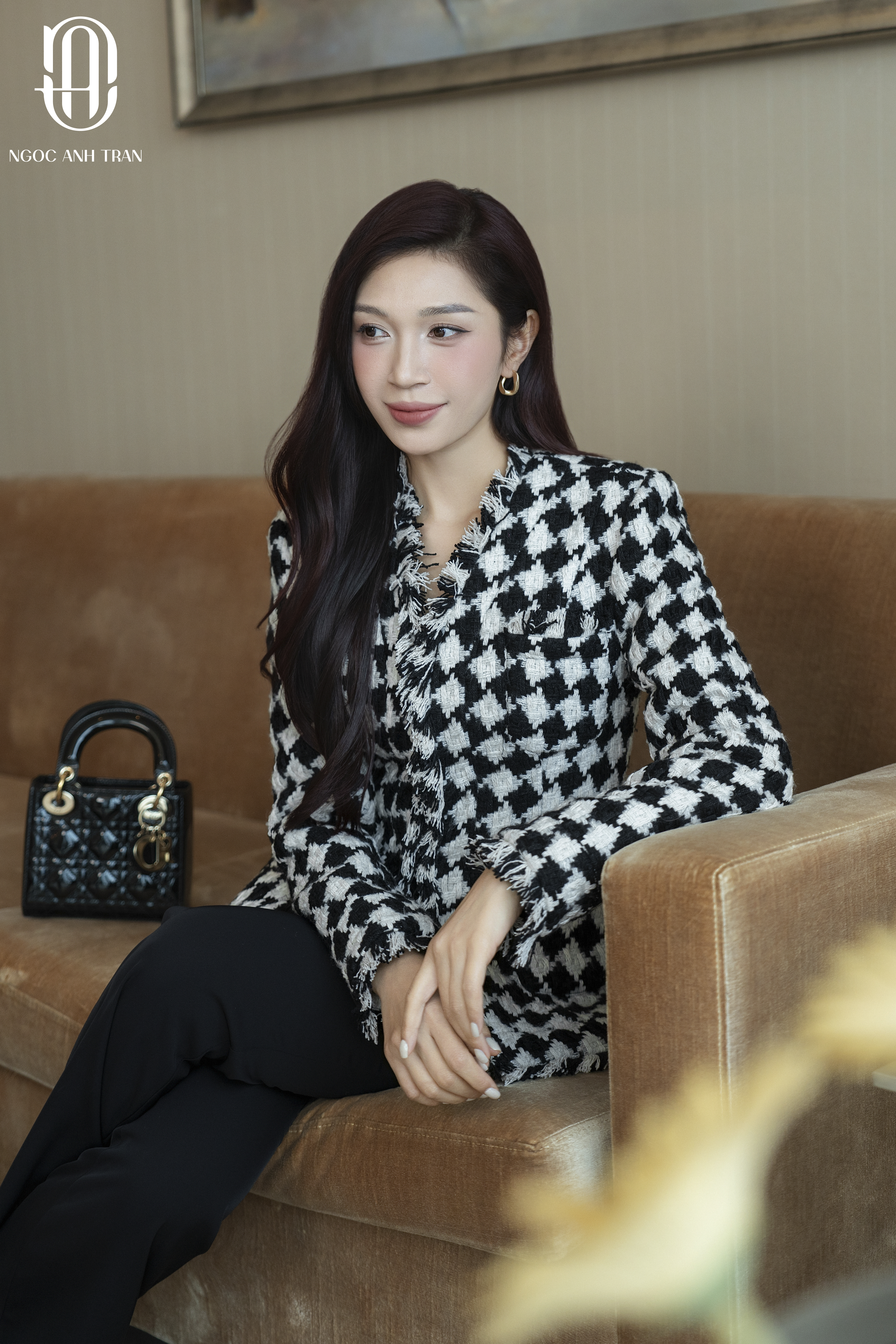 A254 - Áo khoác dạ kẻ ô đan chéo đen trắng_thumbnail_4