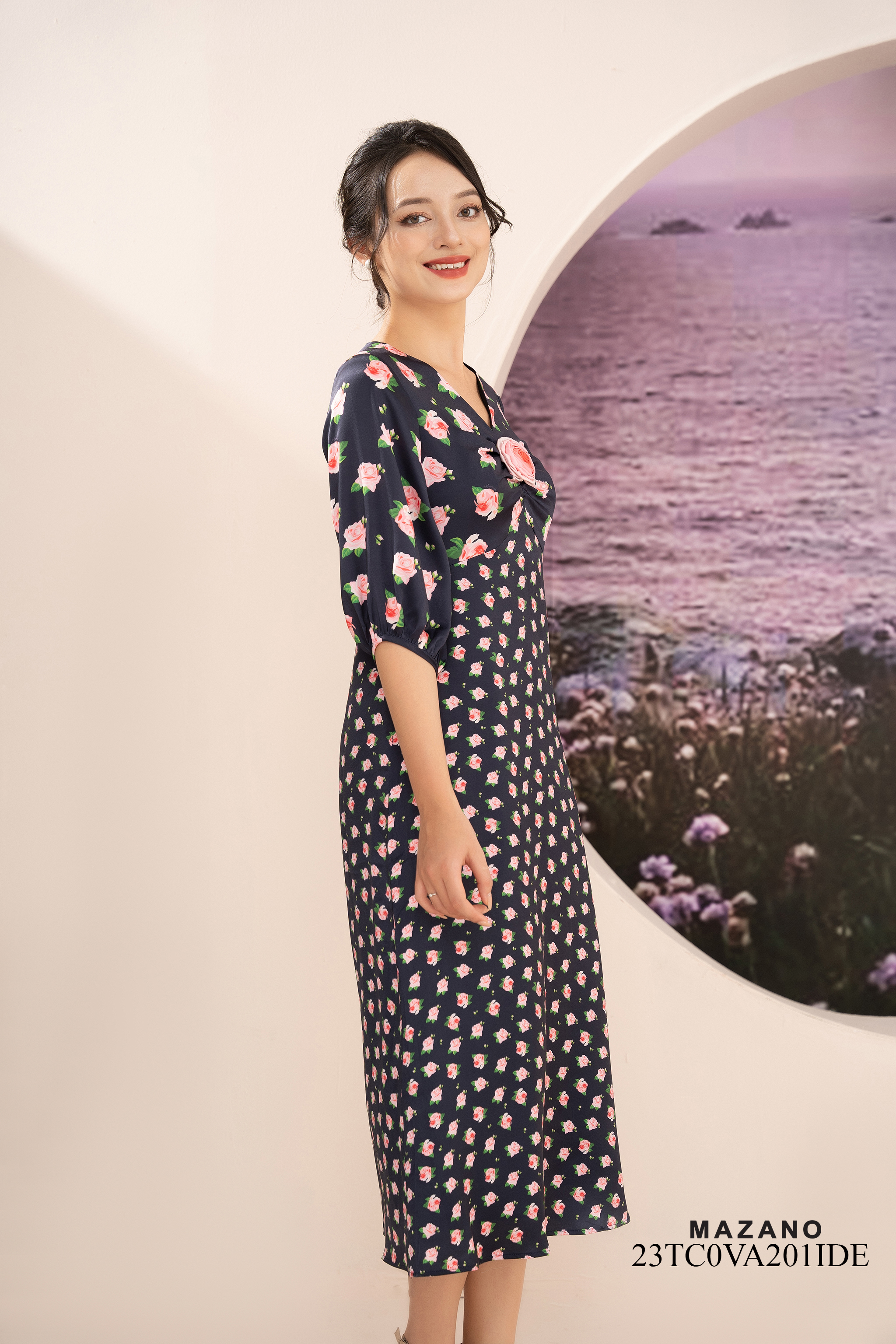 Váy Đầm Ôm Vải lụa dày Hoạ tiết hoa cách điệu Đính hoa thủ công Cổ V Tay lỡ Dài qua bắp chân