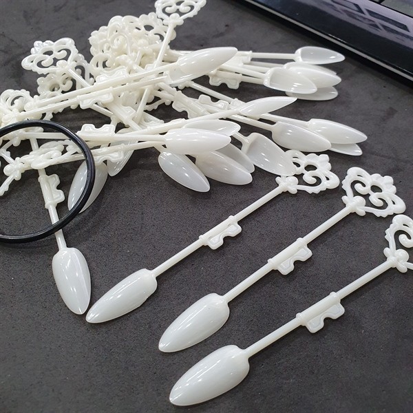 Móng mẫu - dạng que - Bầu - Đục