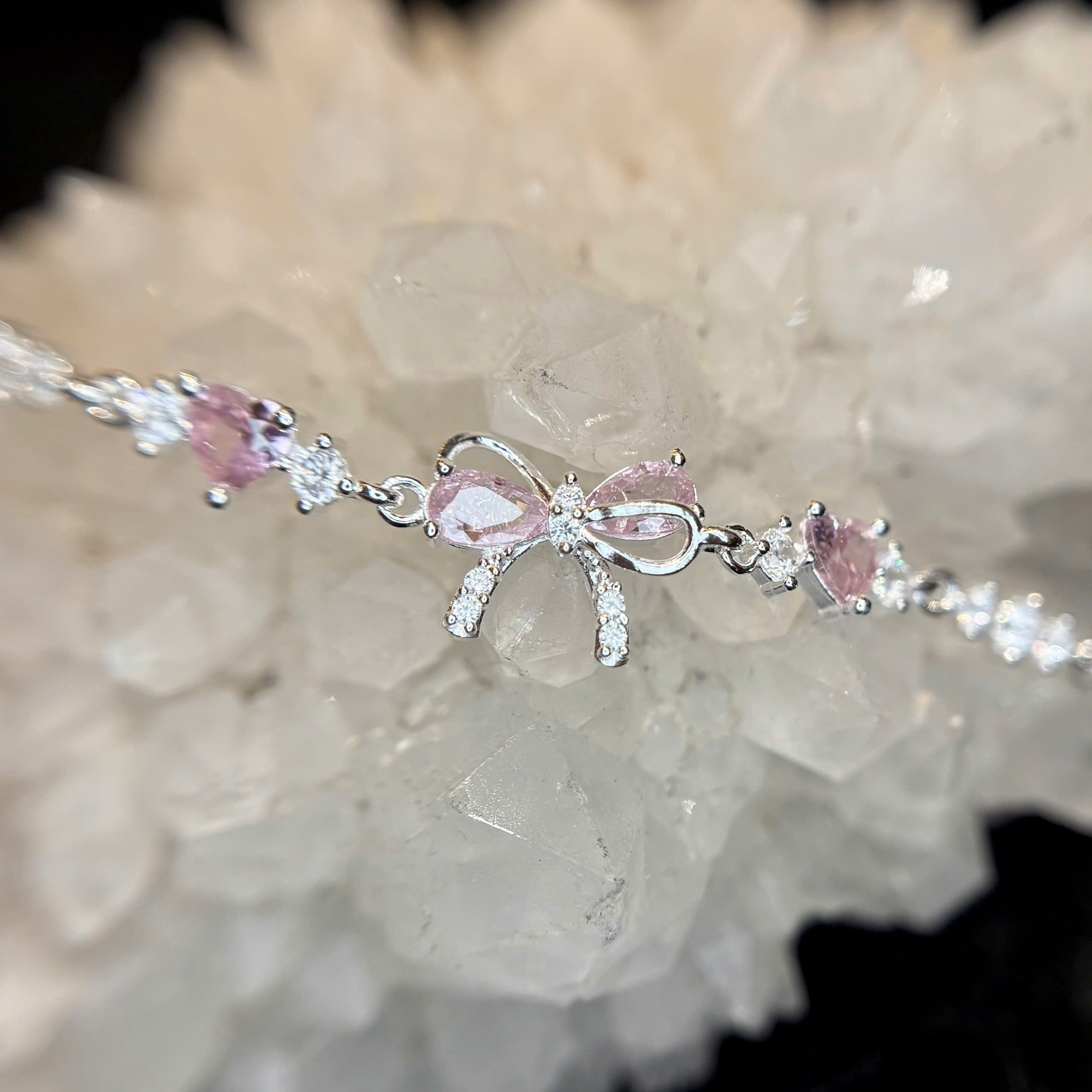 Vòng tay bạc xi bạch kim nơ hồng