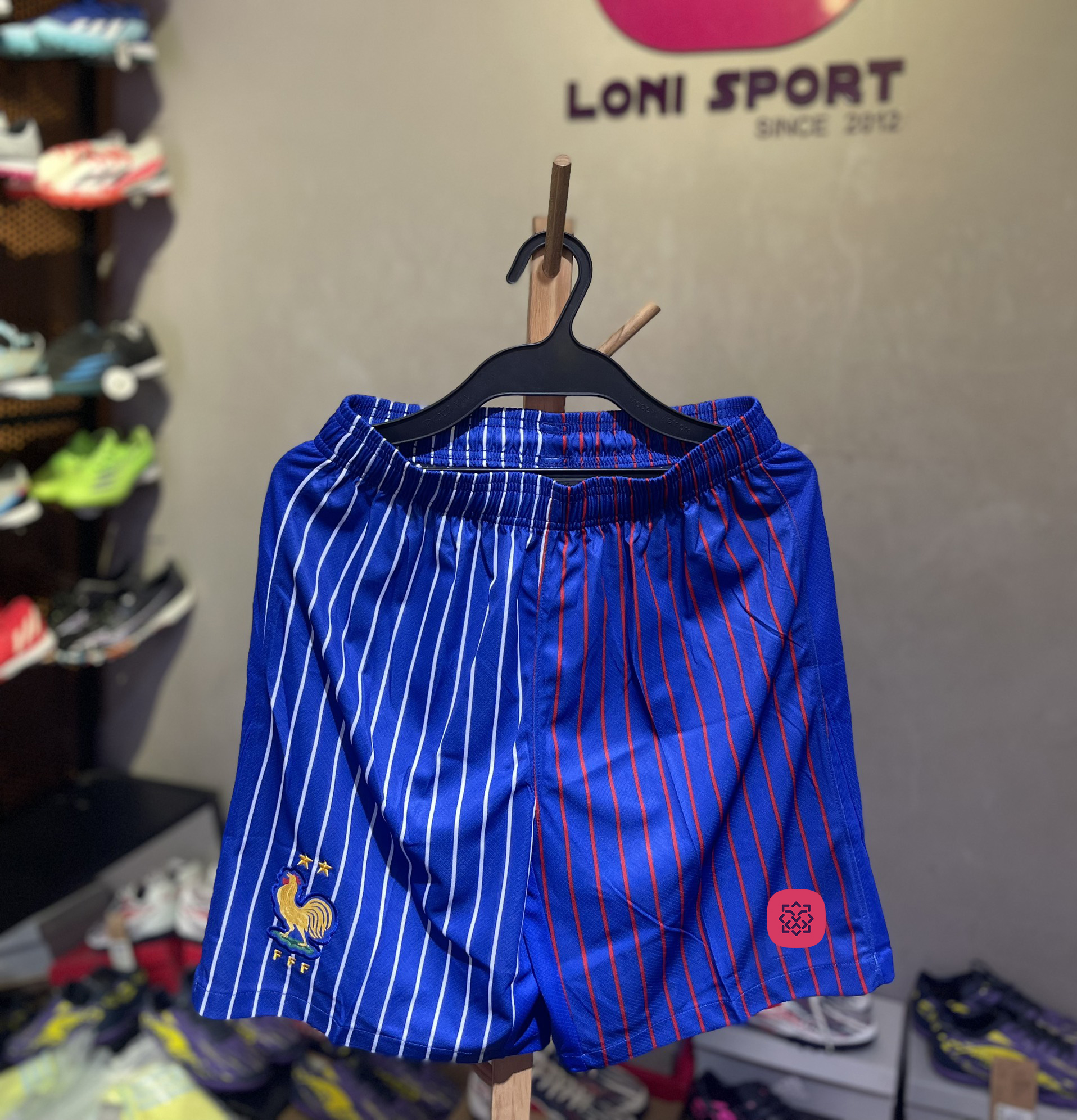 Quần Pháp sân khách xanh Euro 2024