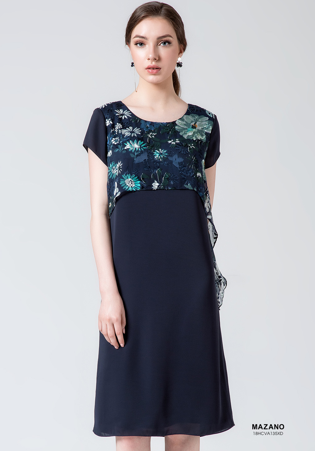 Váy xanh phủ hoa croptop_thumbnail_0