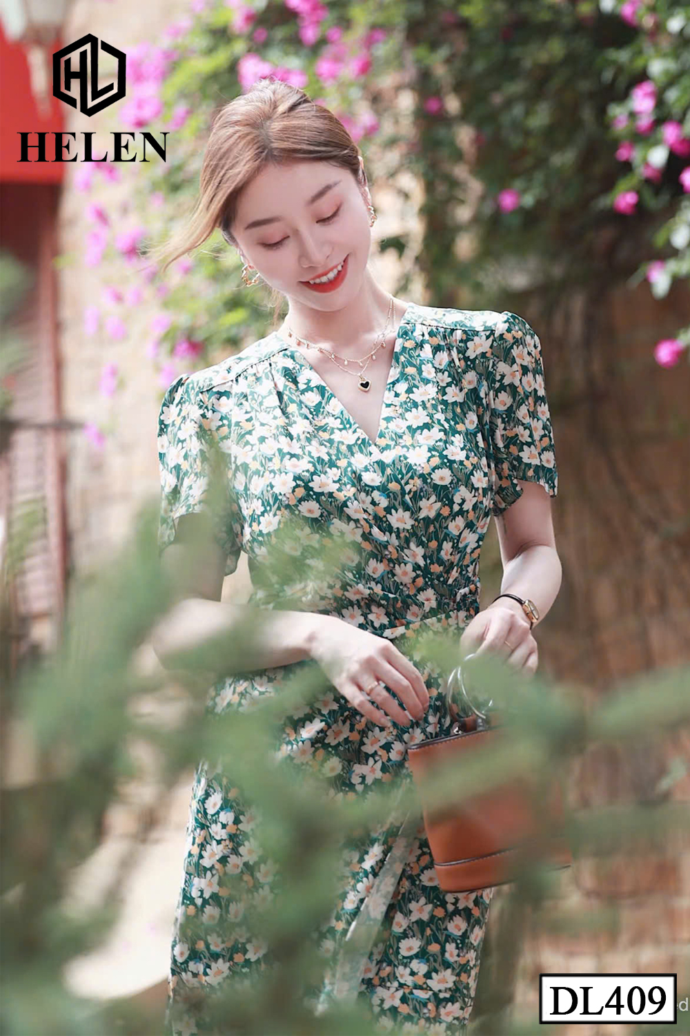 Đầm xòe hoa xanh trắng DL409_thumbnail_3