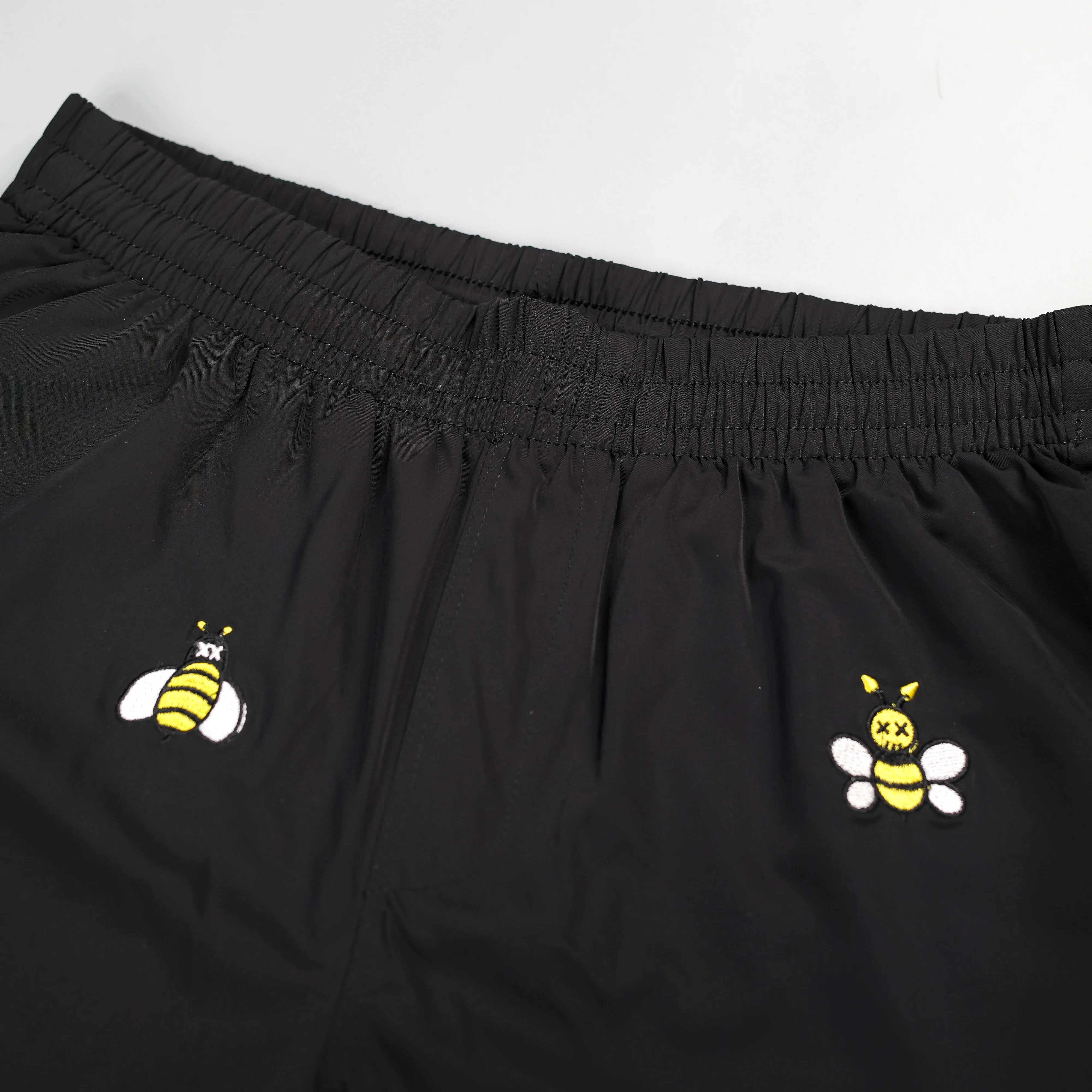 Short Dior gió thêu ong vàng_thumbnail_1