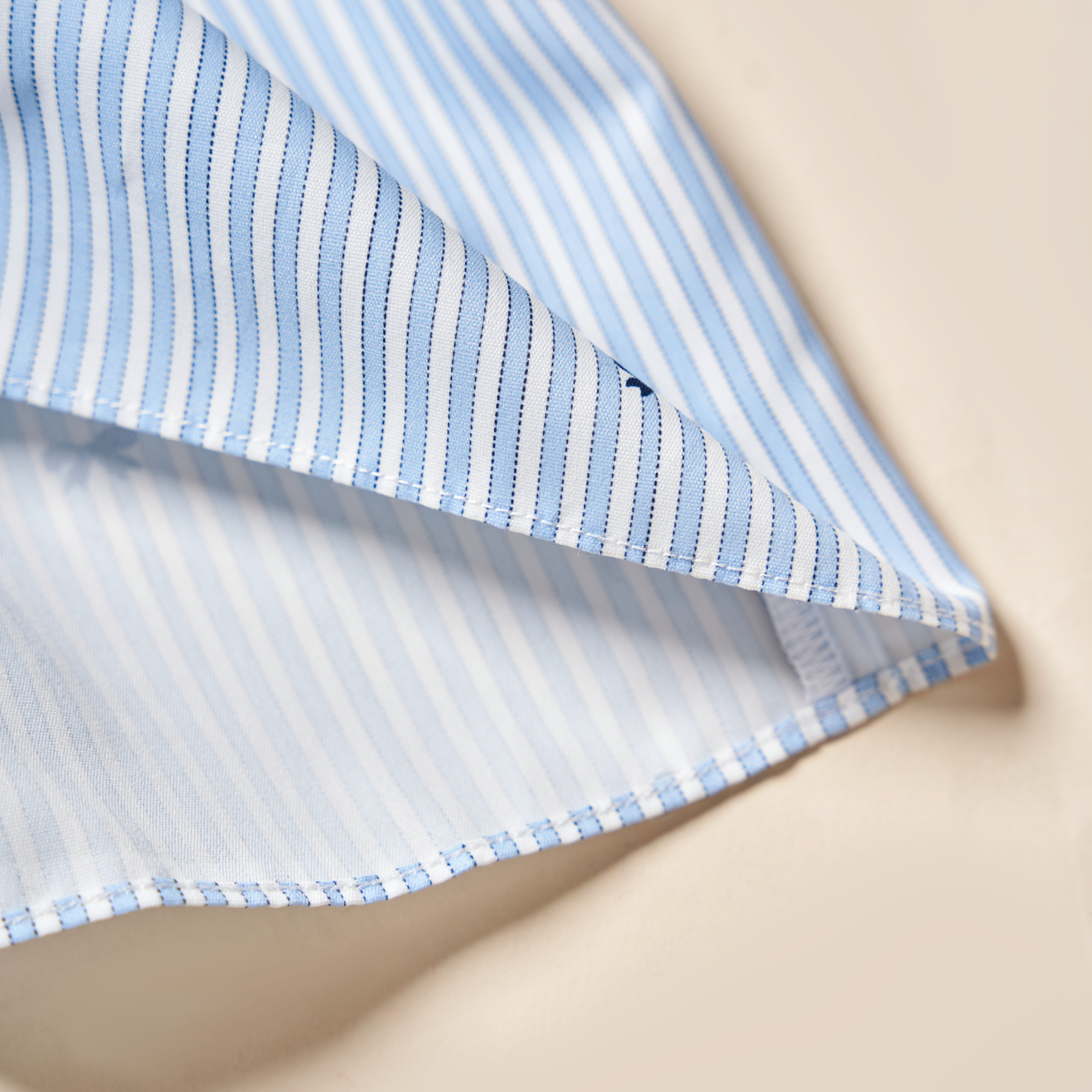 Váy kẻ in nơ tay cánh tiên_thumbnail_1