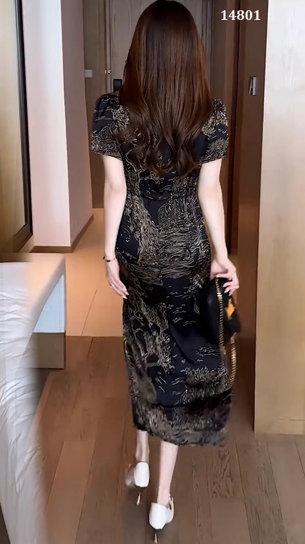 14801-Đầm suông in họa tiết  cổ tàu eo thắt dây cách điệu ( lụa mango)_thumbnail_2