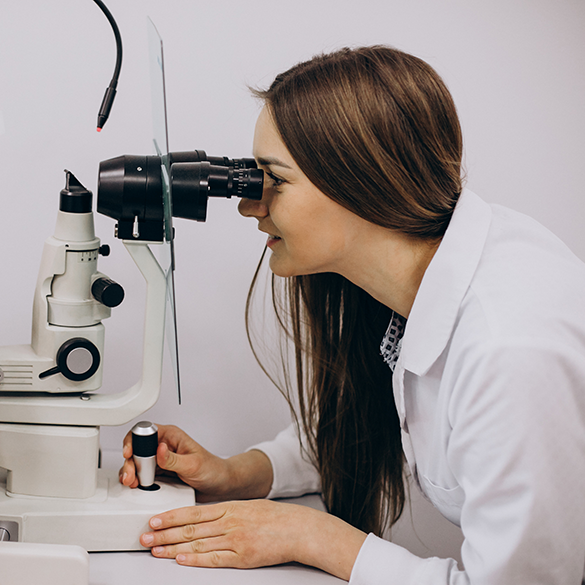 our-staff_585x