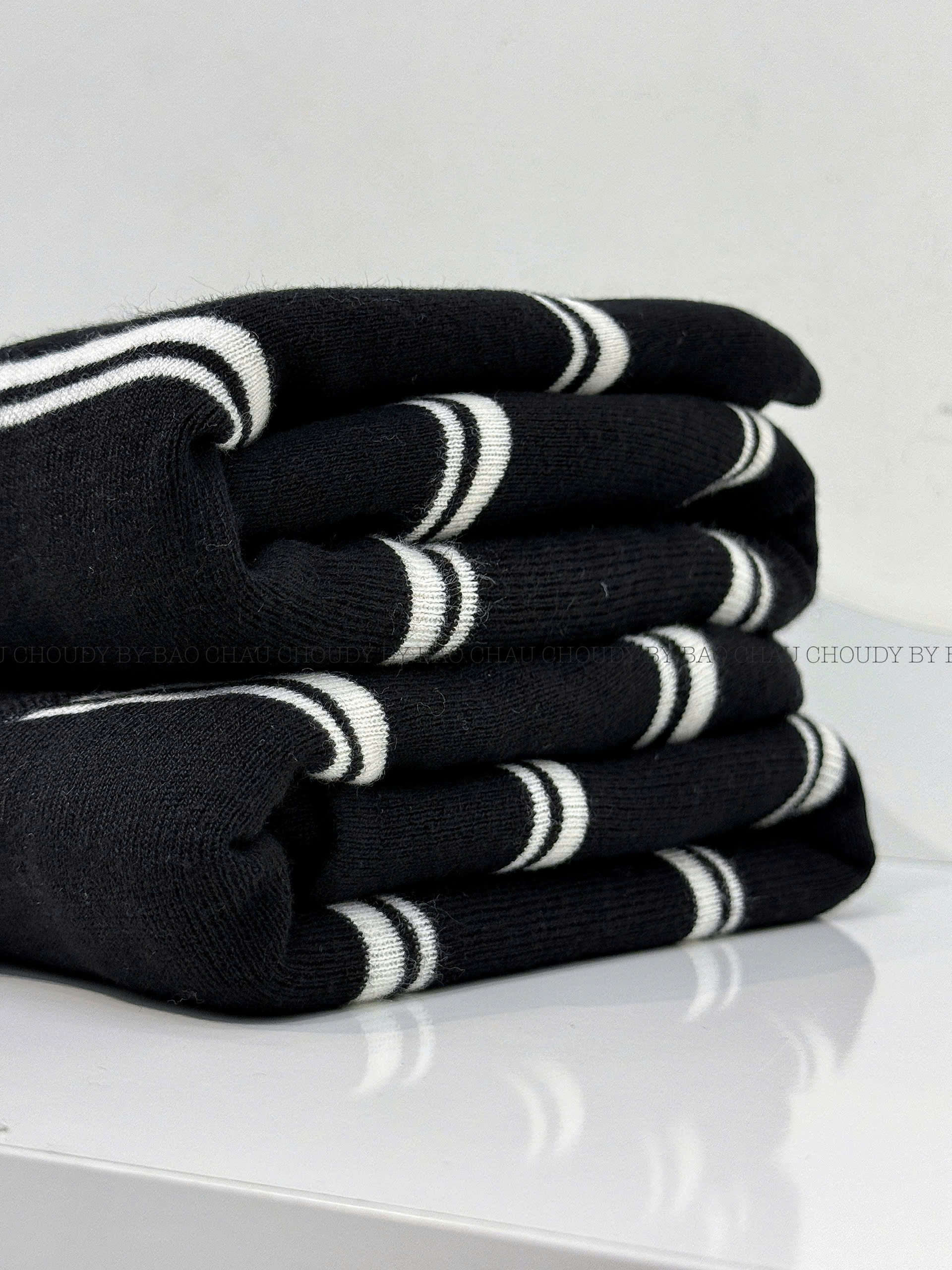 A627 ÁO DỆT KIM TAY DÀI ĐEN_thumbnail_3