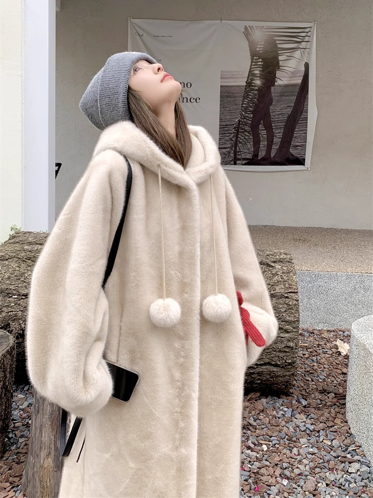 Áo Khoác Dài Lông Nhân Tạo PomPom_thumbnail_4