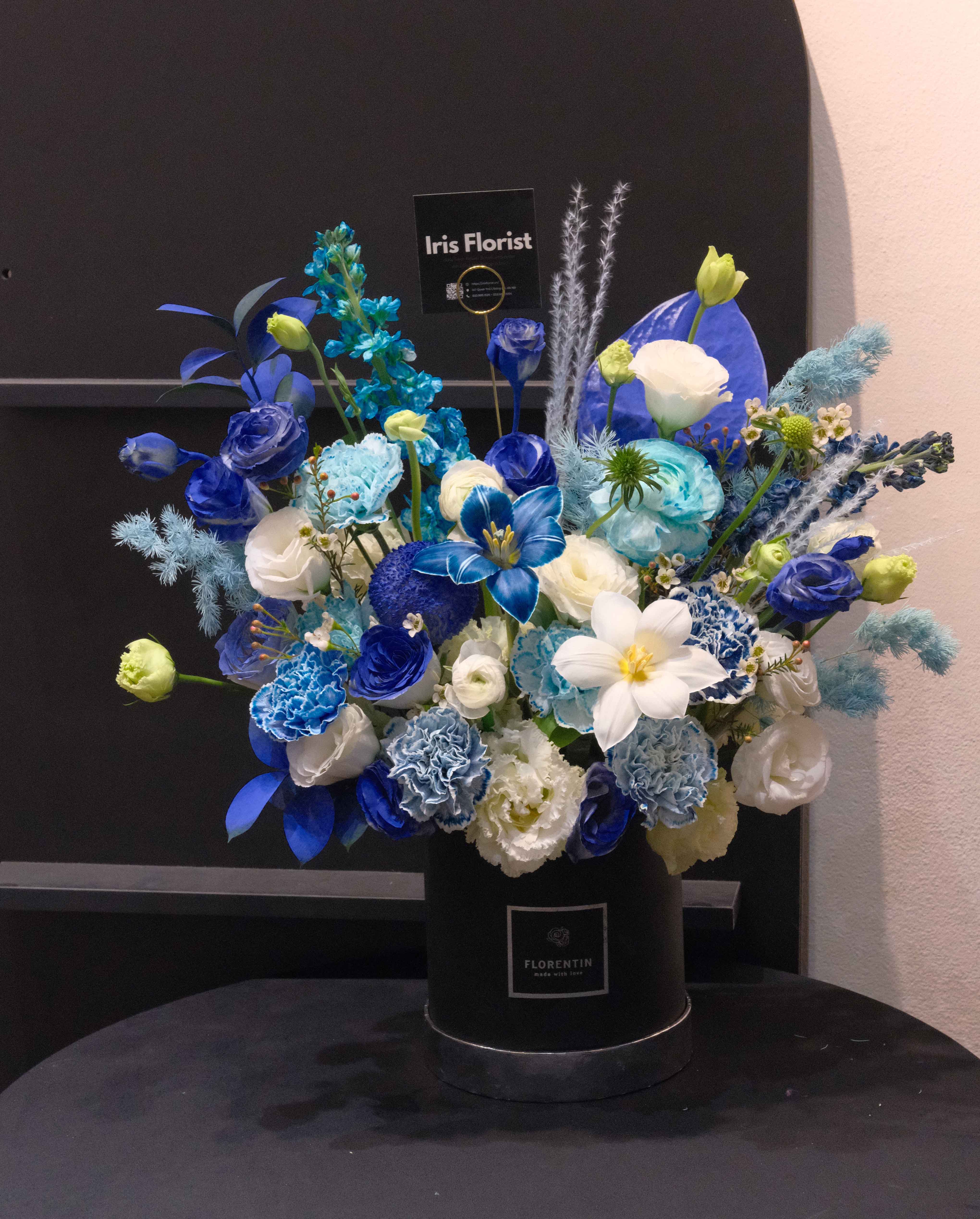 Hộp hoa tone Blue - Size M