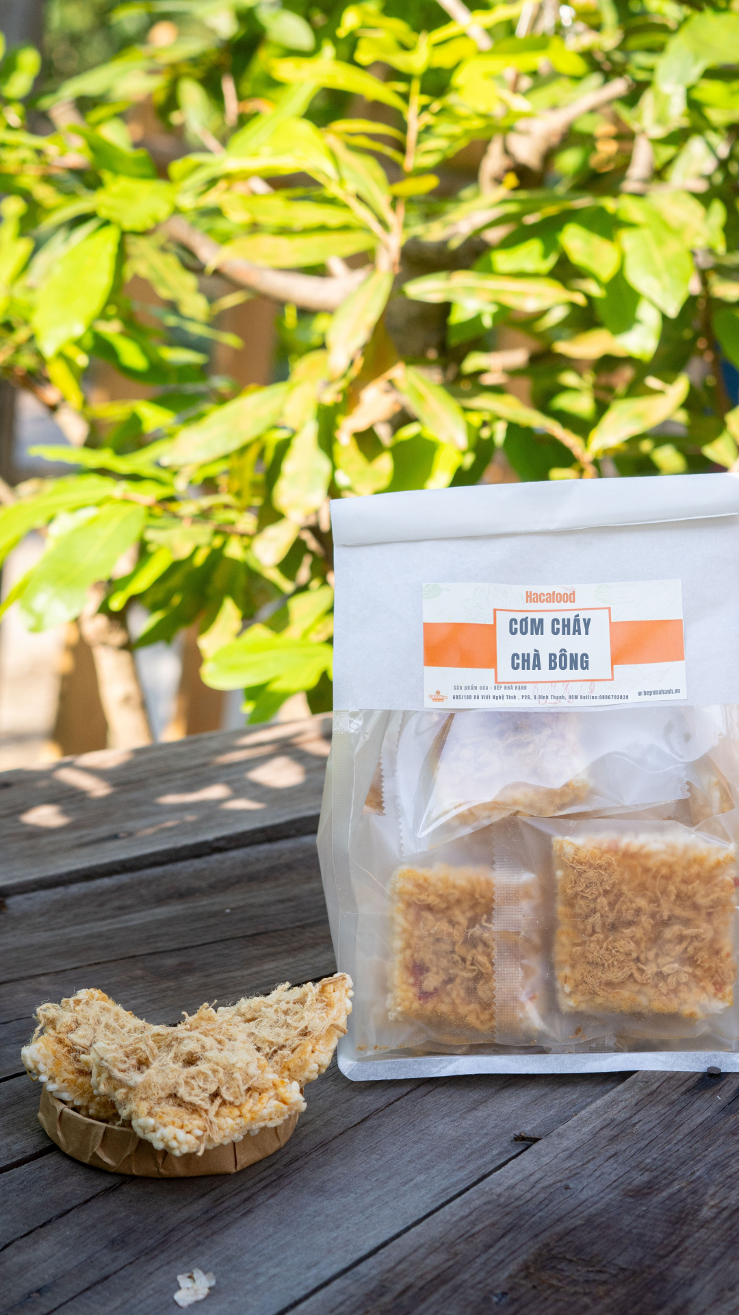 cơm cháy chà bông