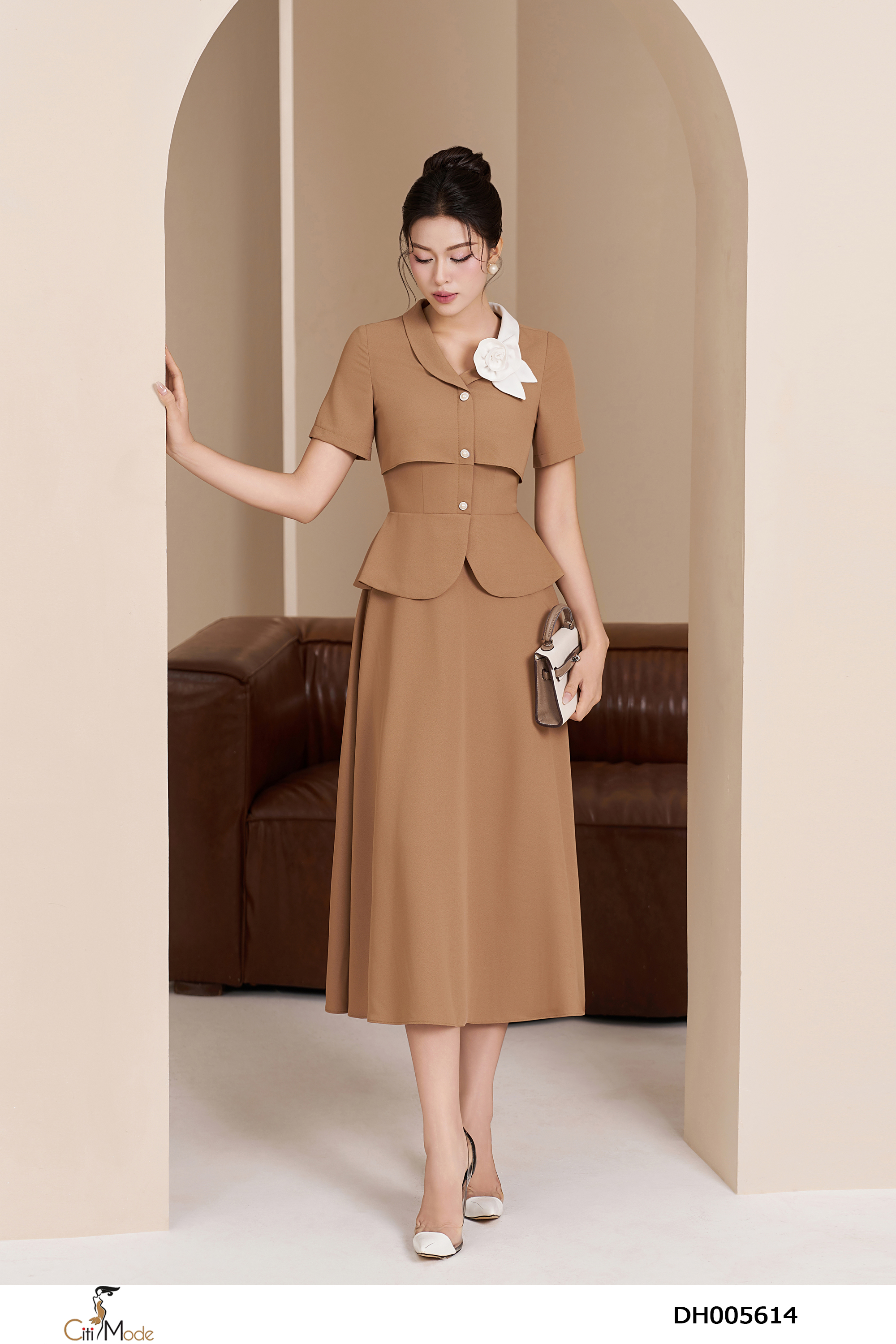 Đầm xòe peplum nâu cổ cách điệu đính hoa_thumbnail_3