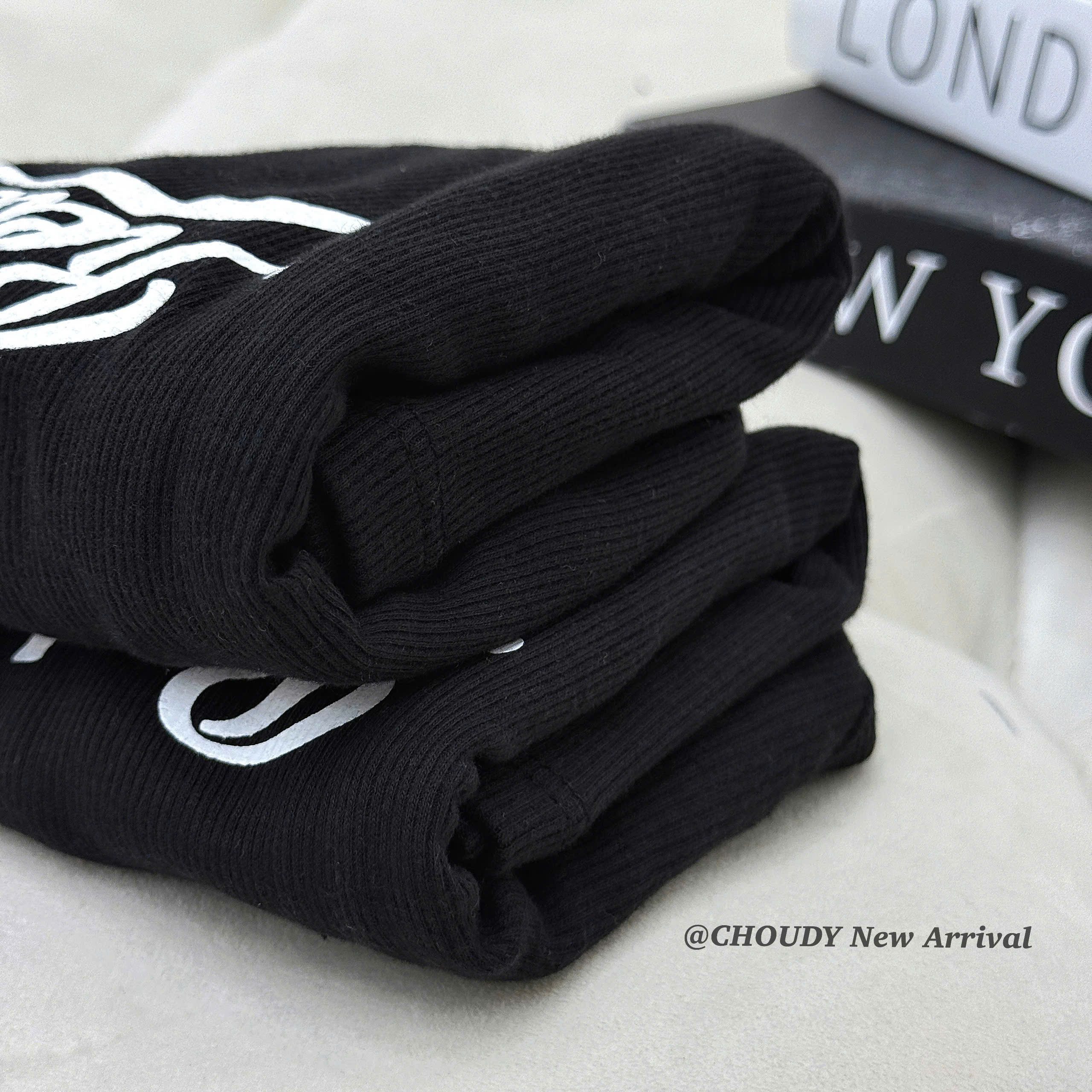 A317 ÁO THUN TAY DÀI ĐEN_thumbnail_2