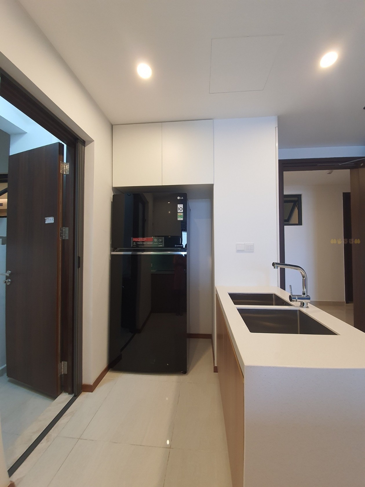 Bán nhanh căn hộ 2 phòng ngủ One Verandah, view sông SG, trực diện sông, ngắm pháo hoa đẹp - View vĩnh viễn_thumbnail_2