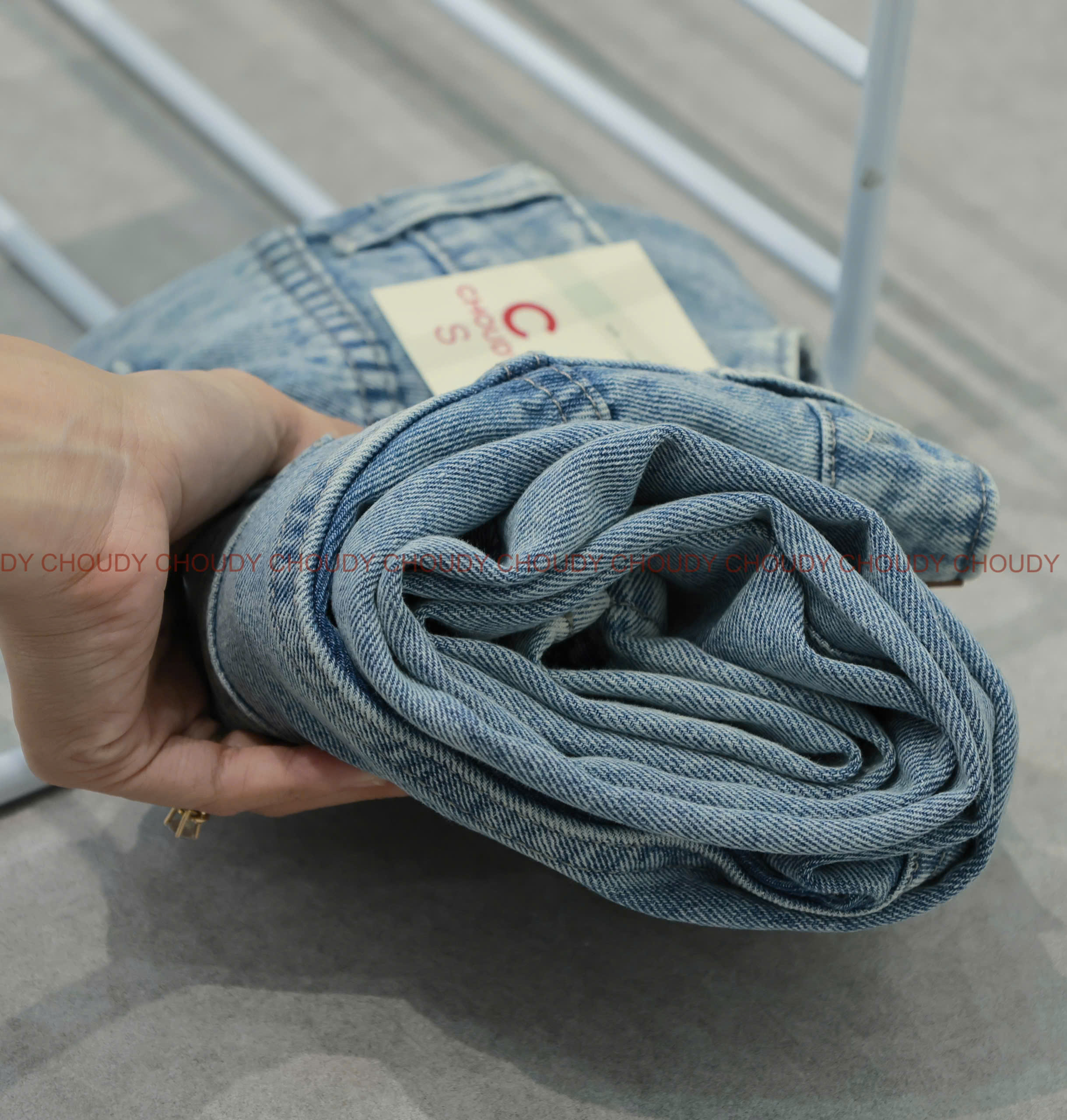 SALE U31 QUẦN JEAN THÊU HOA_thumbnail_4