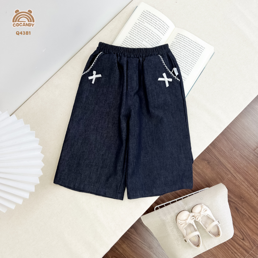 Quần dài XANH denim phối 2 nơ viền túi