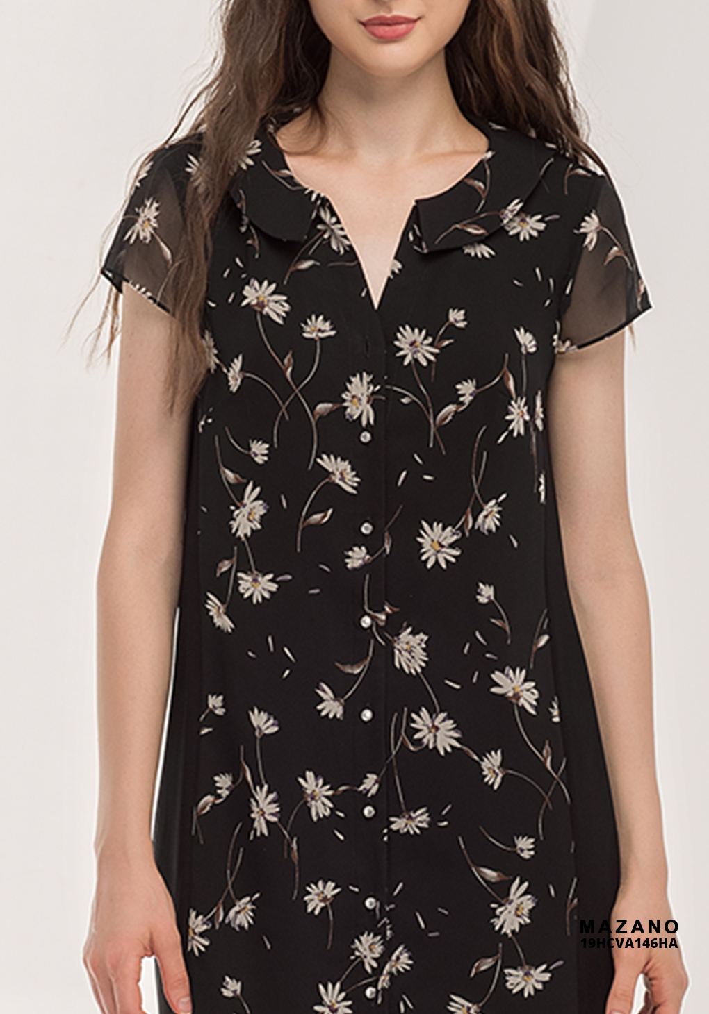 Đầm đen sơ mi phối hoa xẻ trước_thumbnail_3