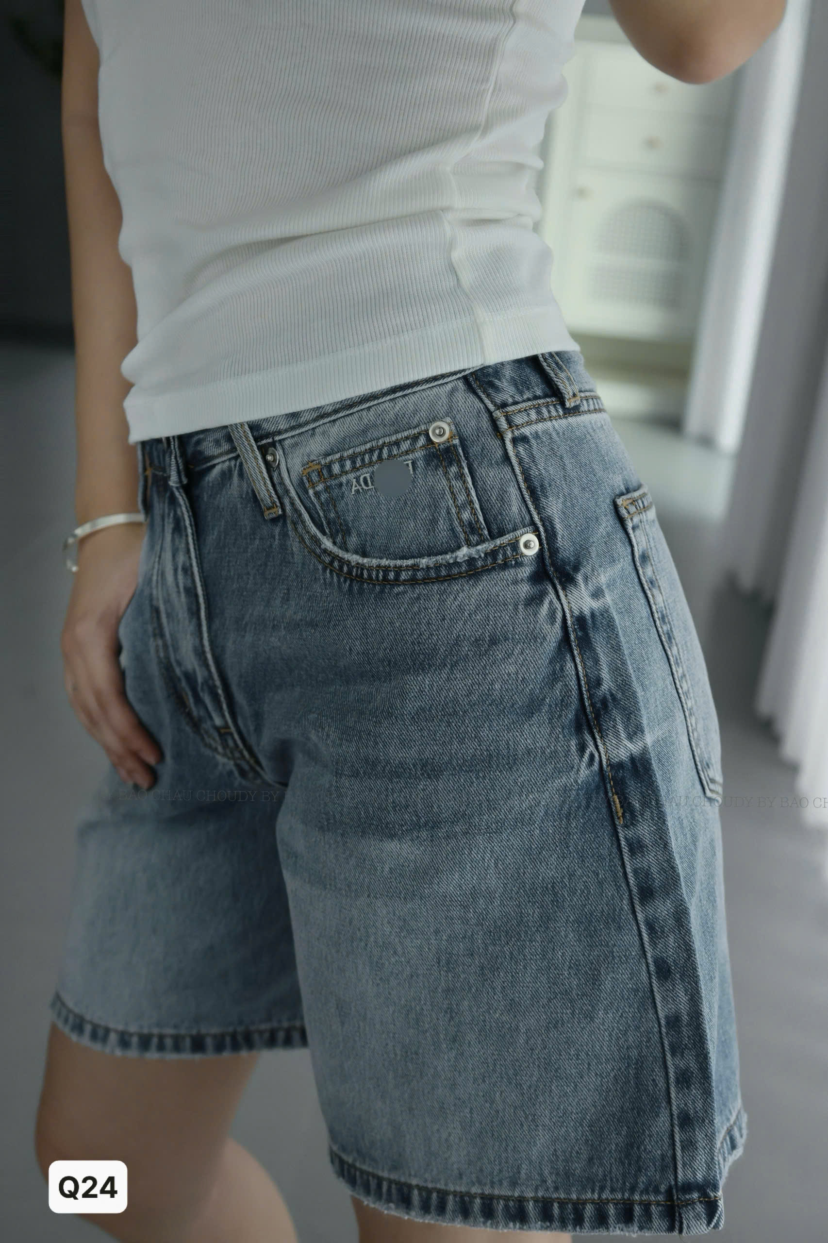 Q24 QUẦN JEAN NGỐ 2 MÀU