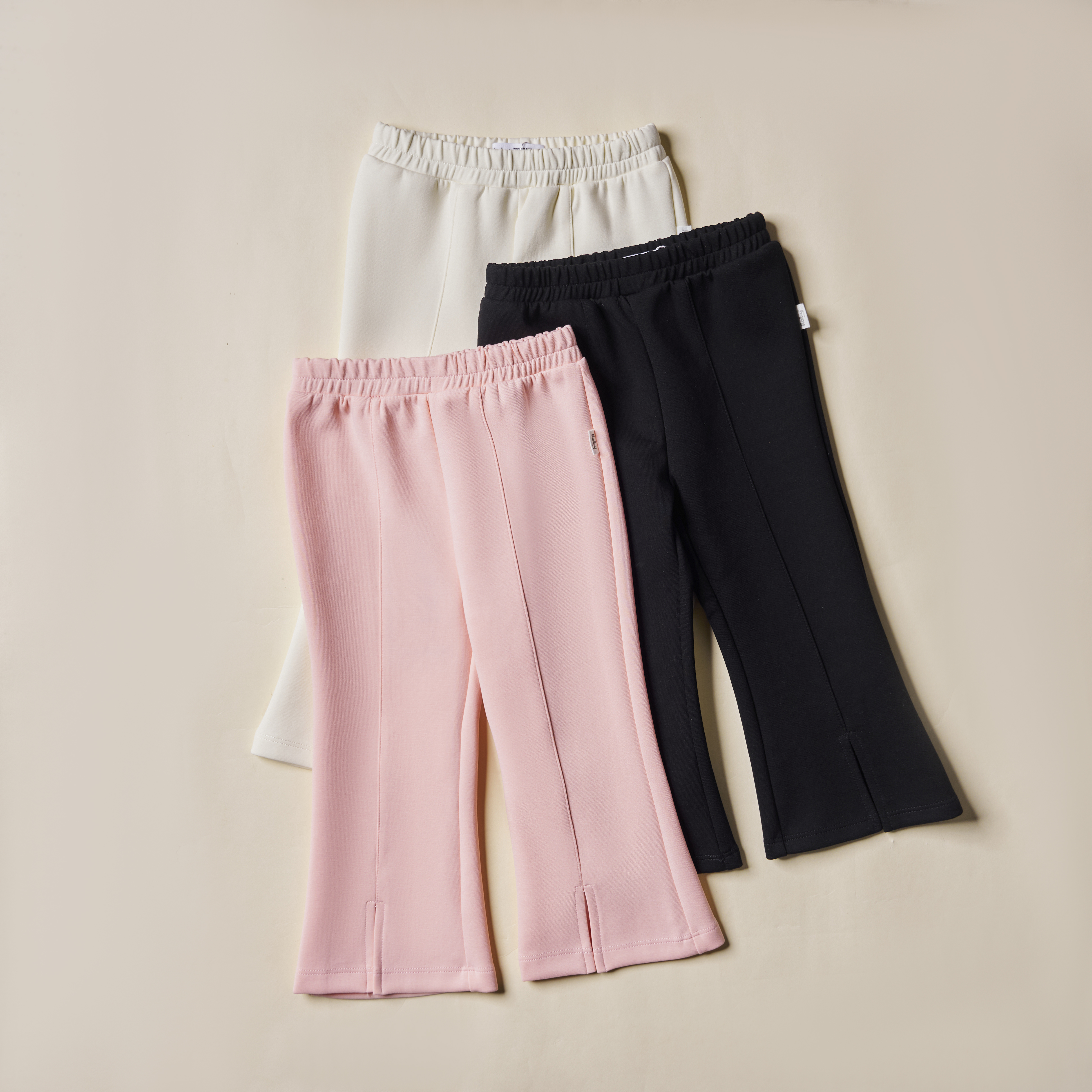 Quần nỉ ống loe xẻ gấu_thumbnail_3