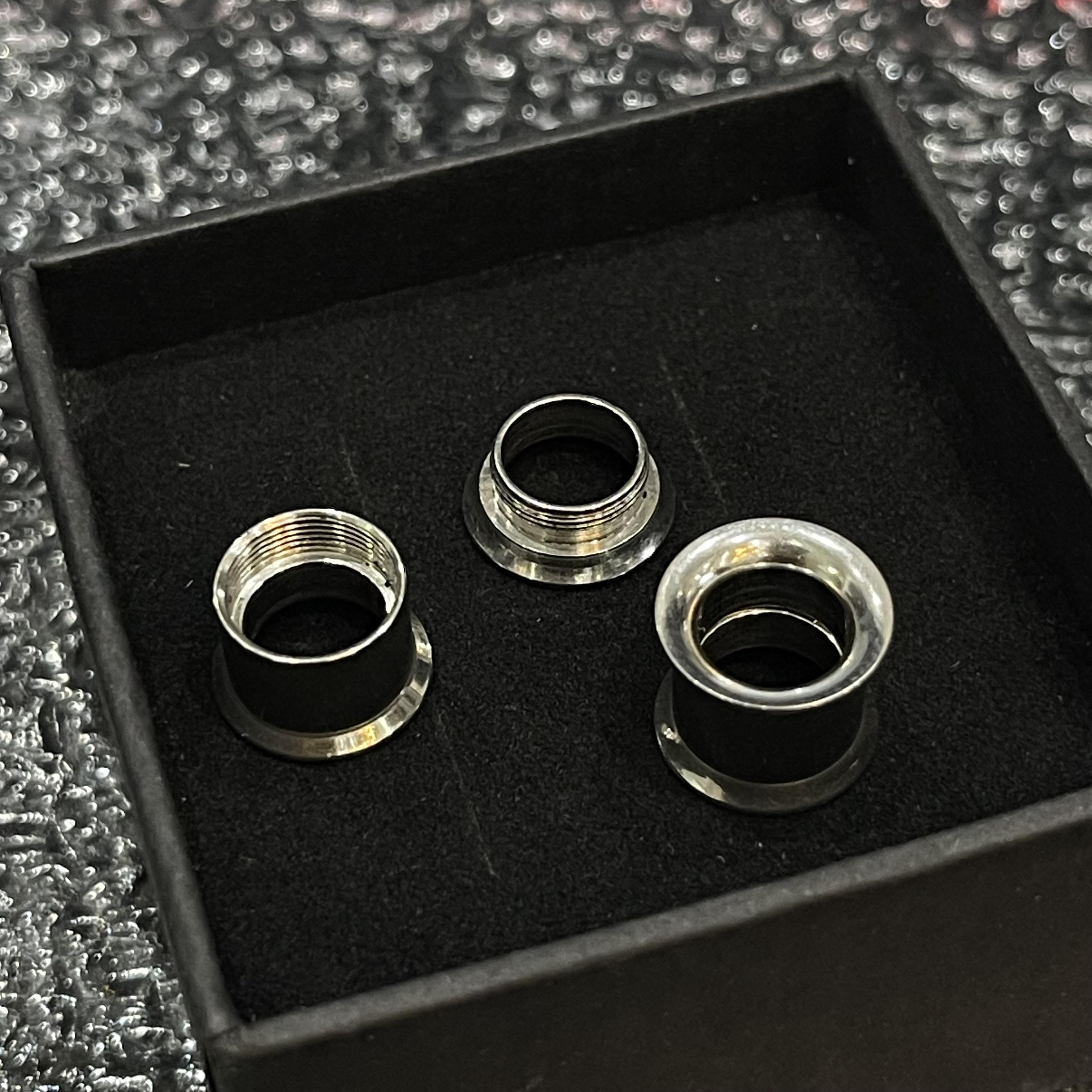 Khuyên nong tai thép trơn dẹt size 14_thumbnail_1