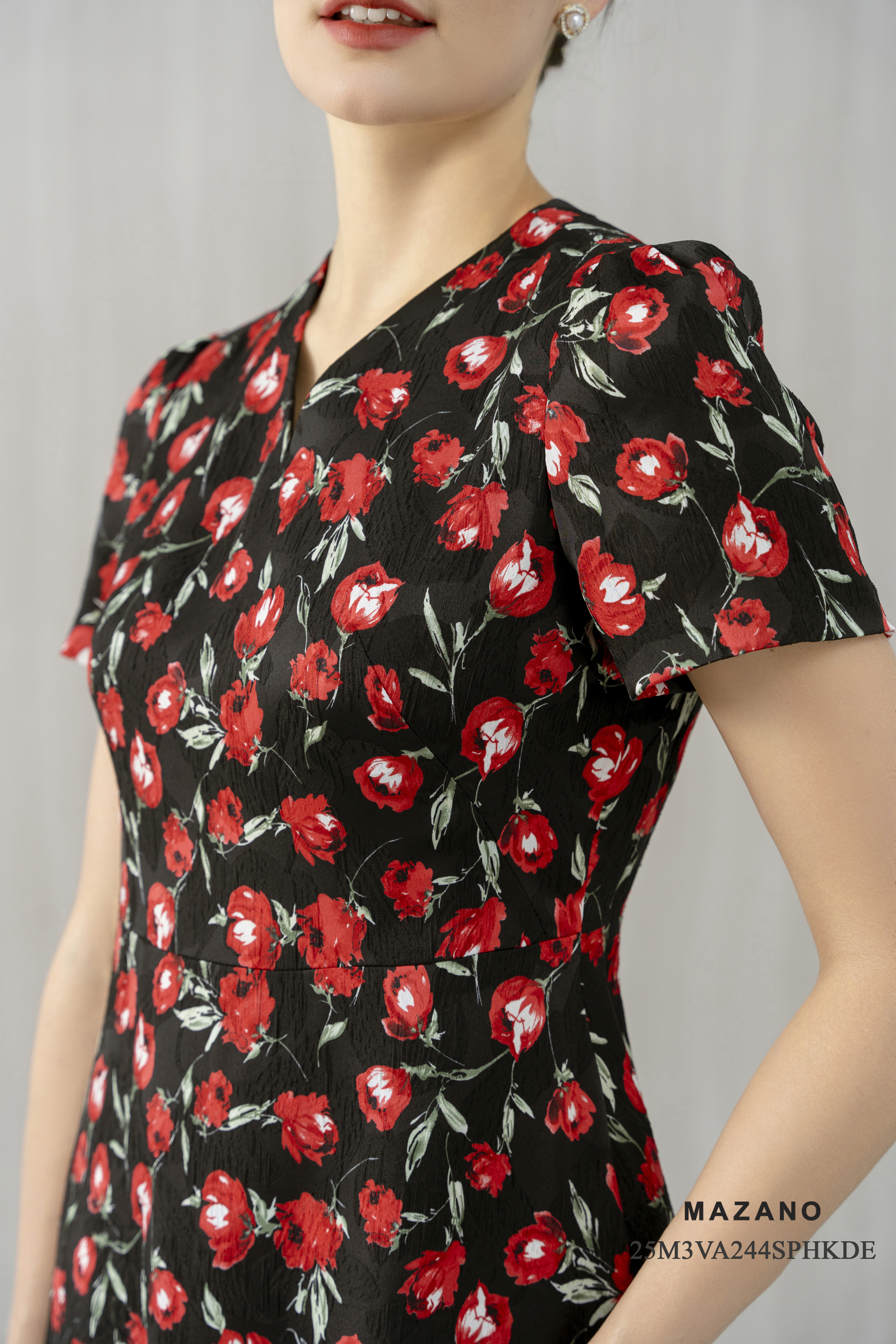 Váy đầm ôn chân rủ Vải thô lụa Cổ V Tay ngắn xếp ly Dài qua bắp chân_thumbnail_3