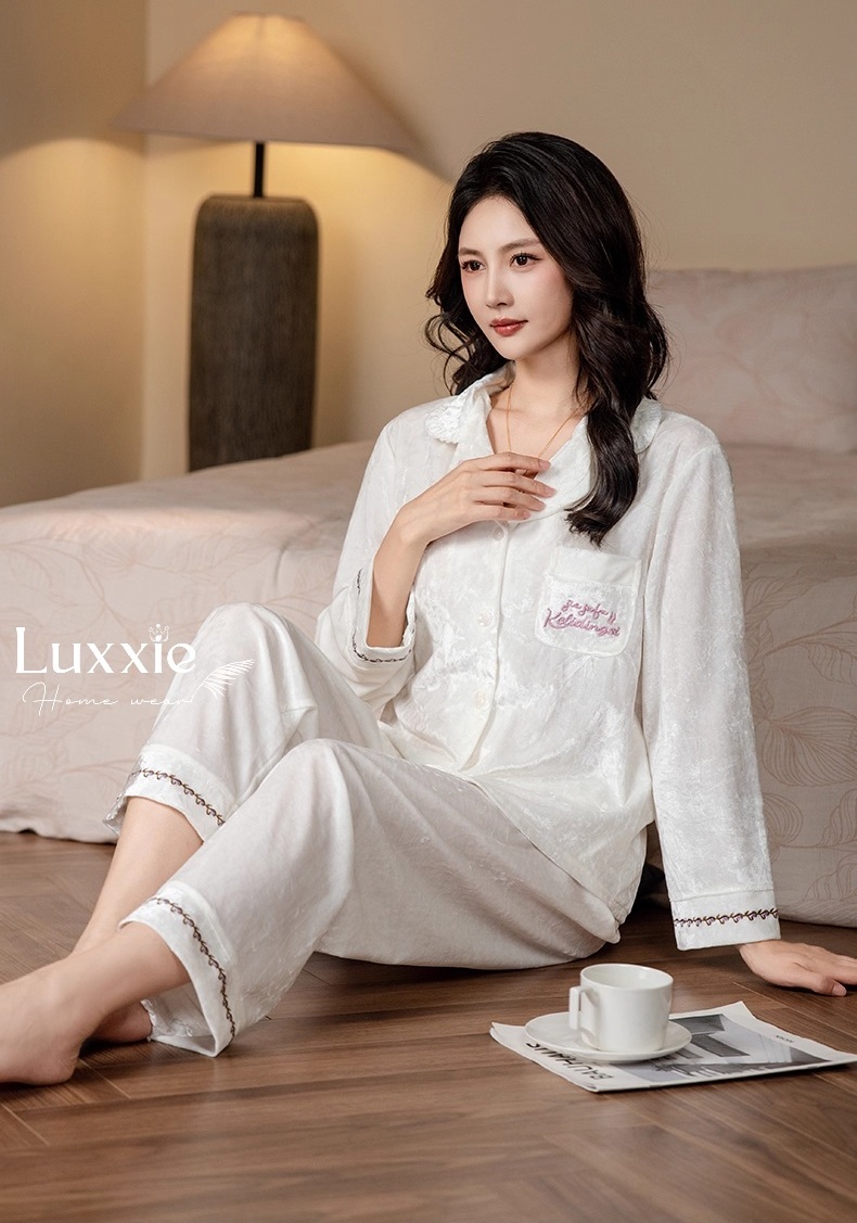 NHUNG32 Bộ ngủ nhung túi thêu chữ Kelidingsi_thumbnail_4