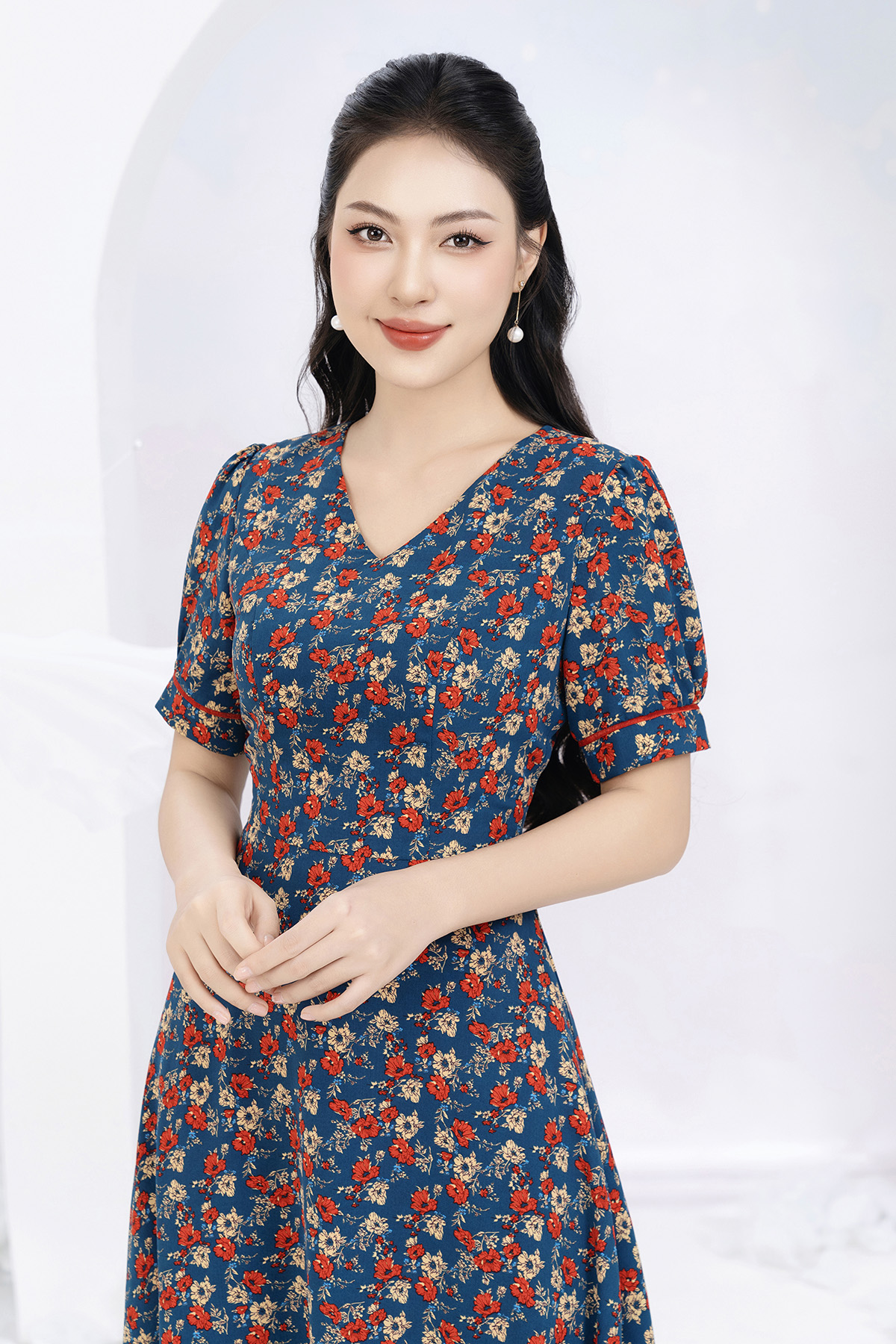 Đầm hoa lụa cổ V tay ngắn D3024_thumbnail_3