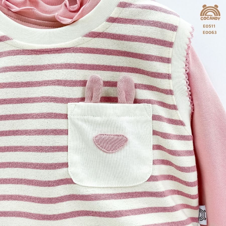 Áo gile HỒNG kẻ BE phối túi tai thỏ_thumbnail_4