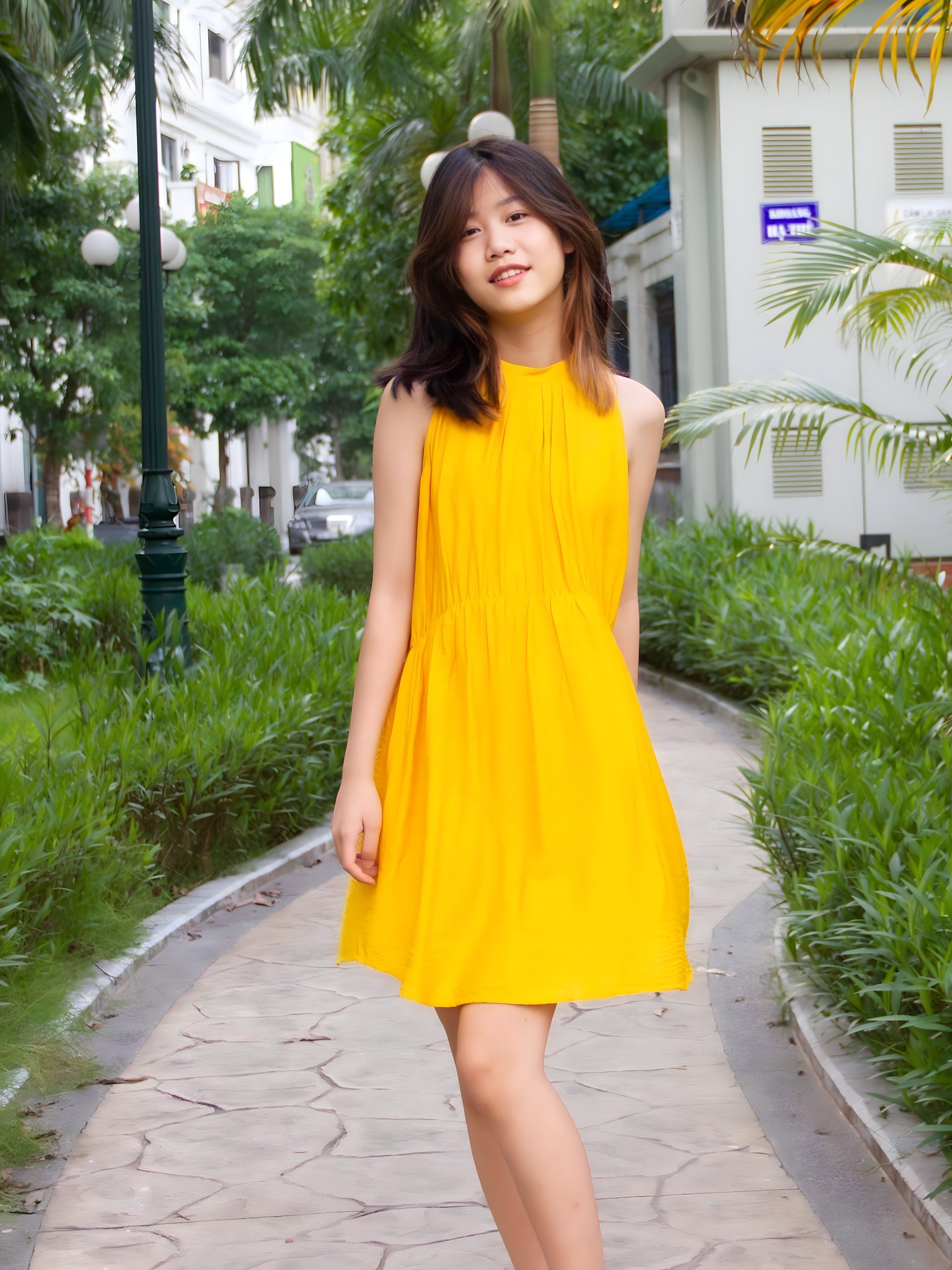 Váy yếm tơ đũi vàng_thumbnail_0