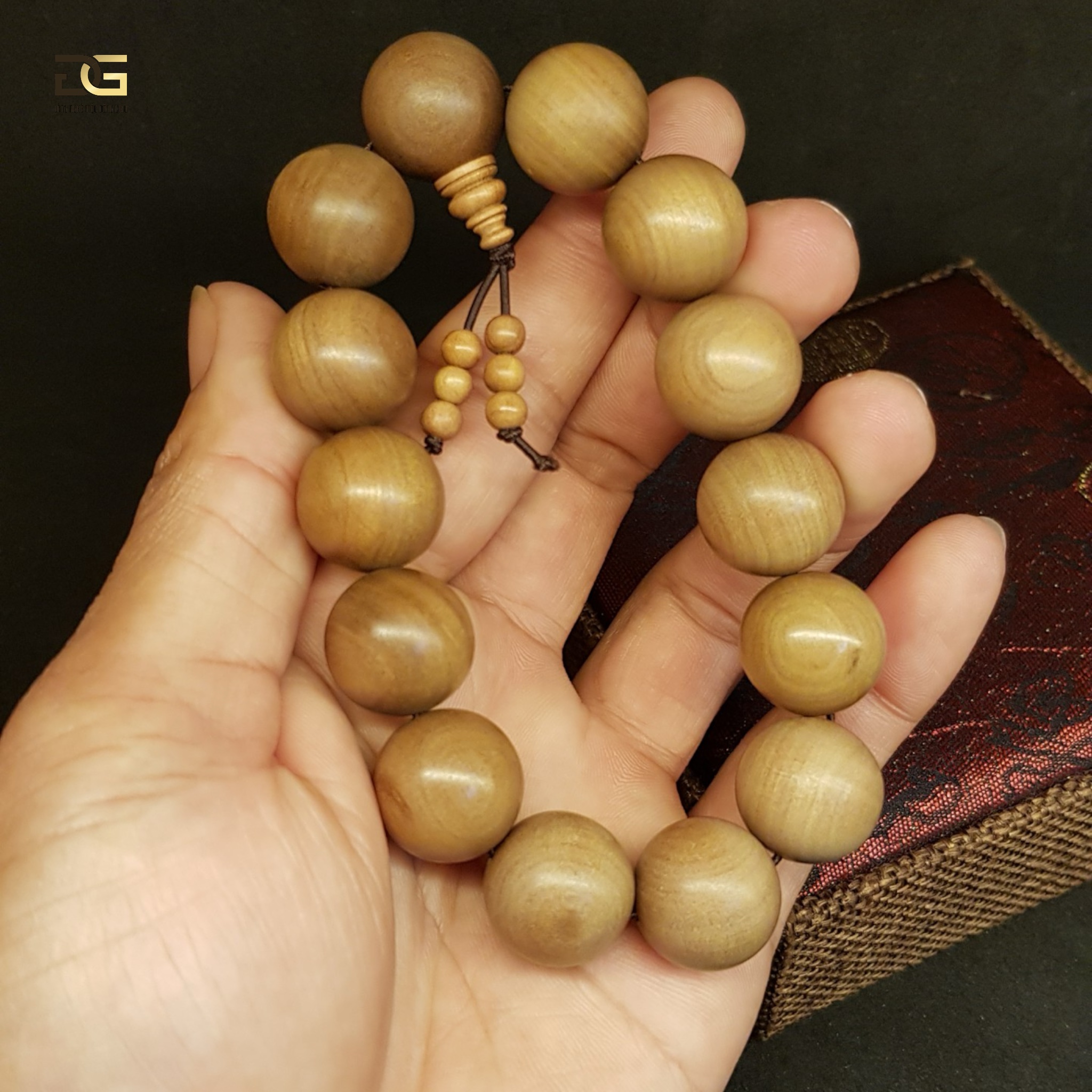 16mm (14 Hạt) Vòng Tay Đàn Hương Rừng Ấn Độ_thumbnail_5