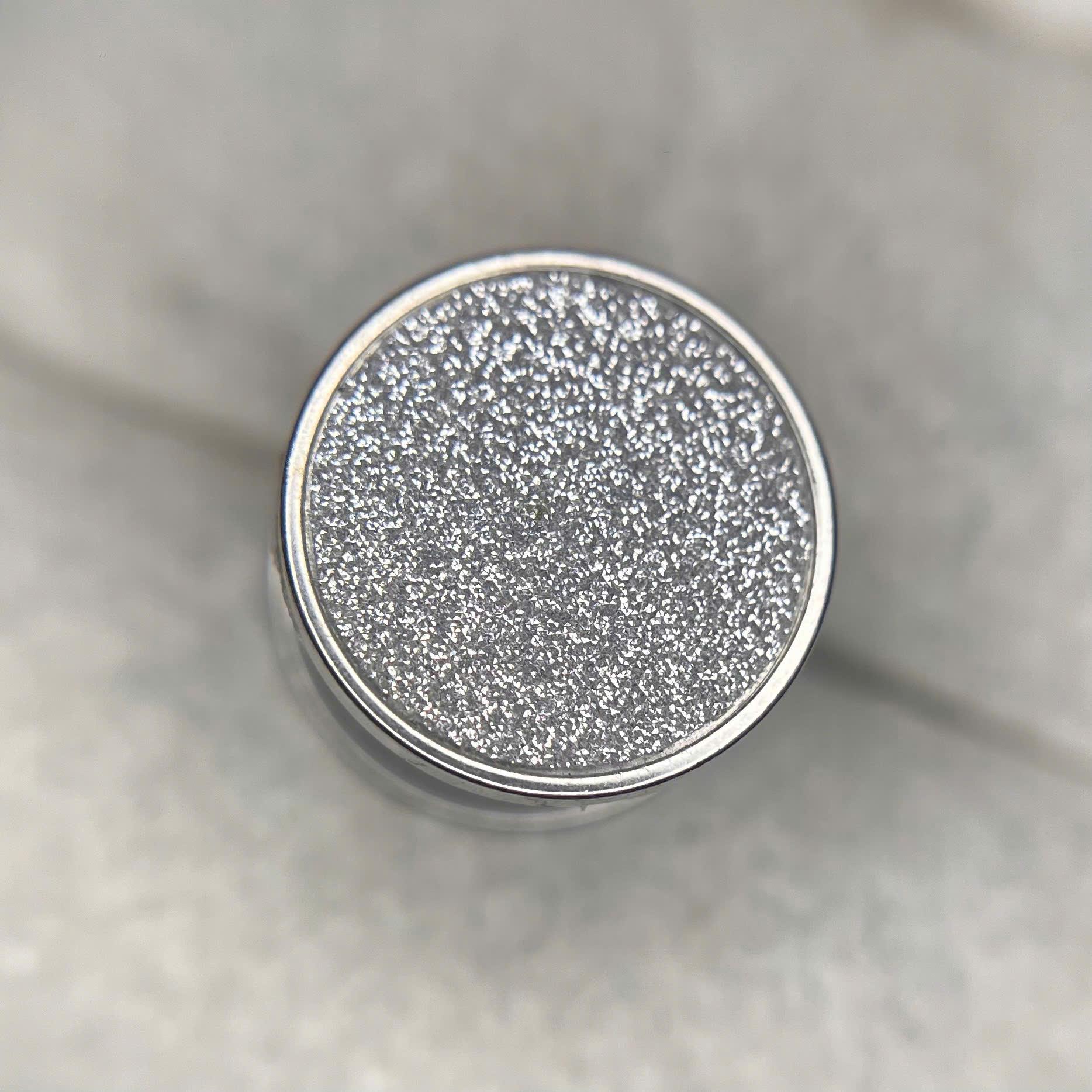 Khuyên nong kim sa trắng size 10.