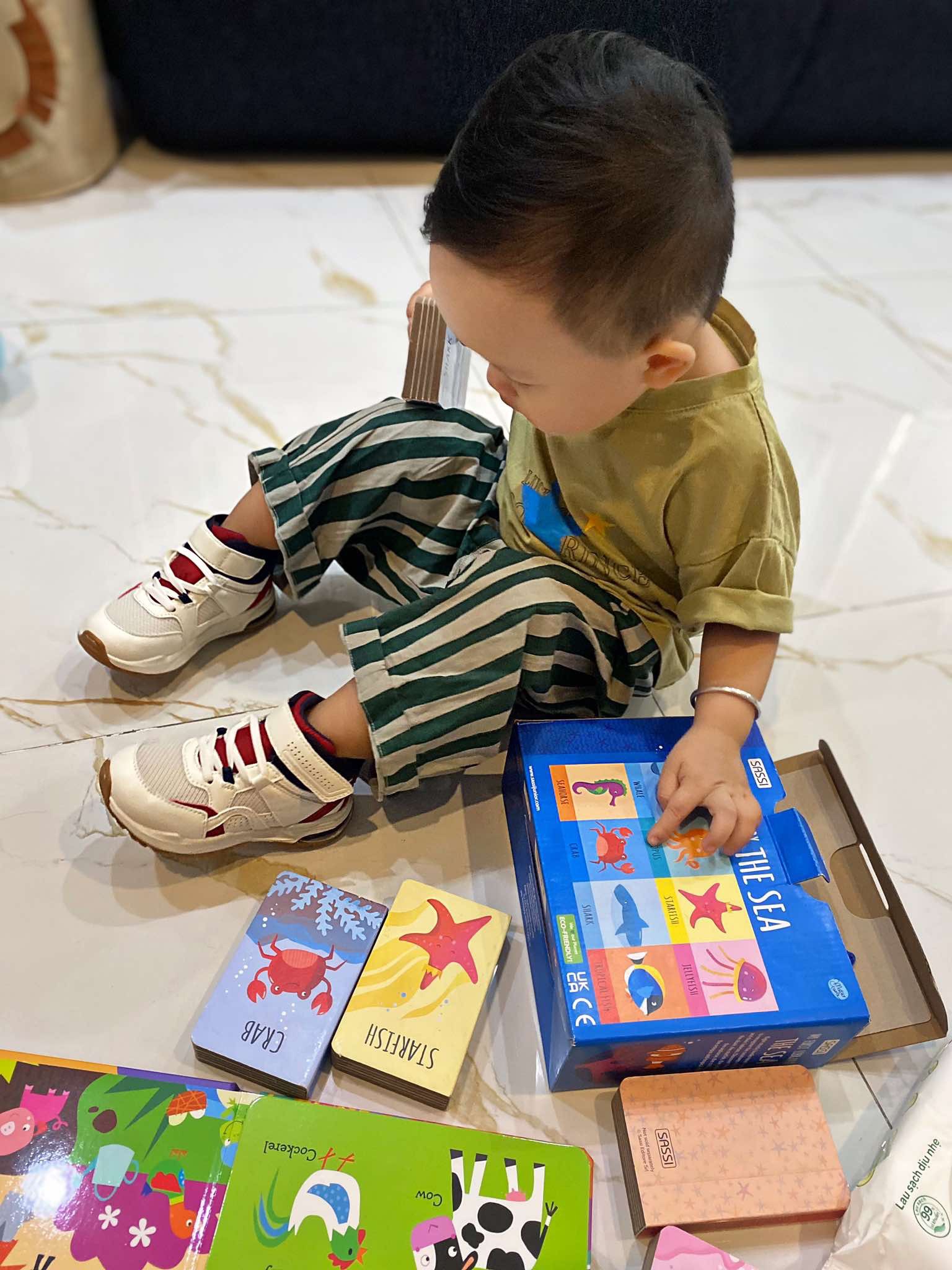 MY FIRST LIBRARY - THE SEA (xả vỡ hộp)_thumbnail_19