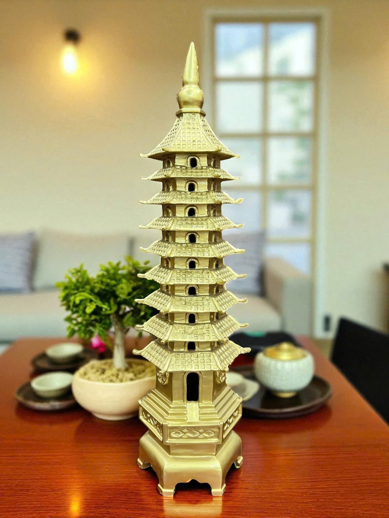 Tháp văn xương bằng đồng 