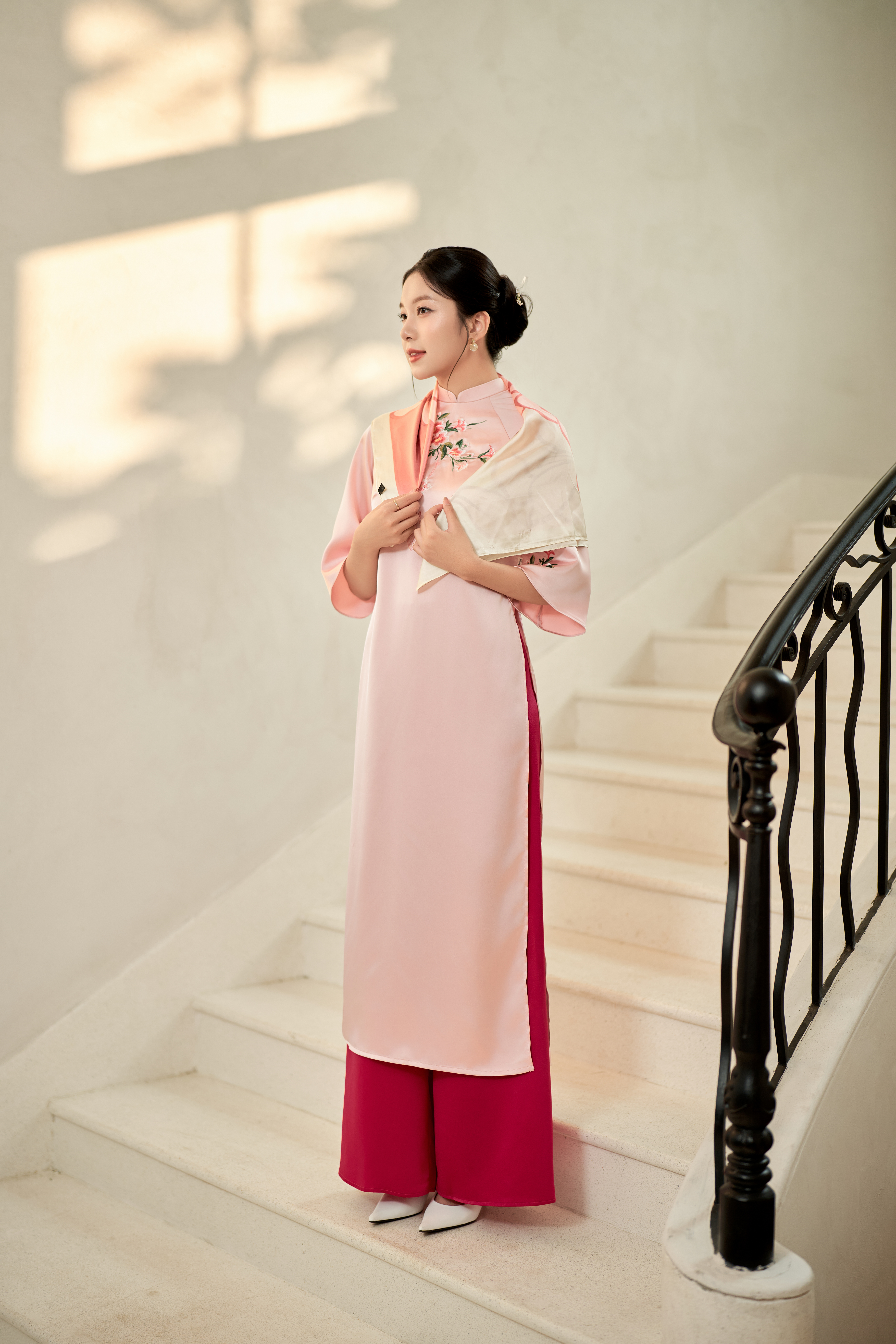 Áo dài Vân Chi mẹ_thumbnail_2