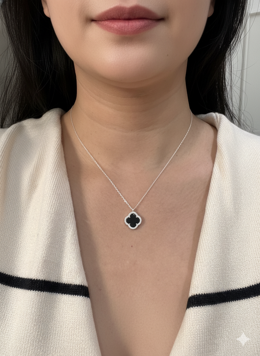 Vòng cổ bạc Shee Silver 925 hình cỏ bốn lá hai mặt đen trắng đính đá – biểu tượng may mắn DC005_thumbnail_3