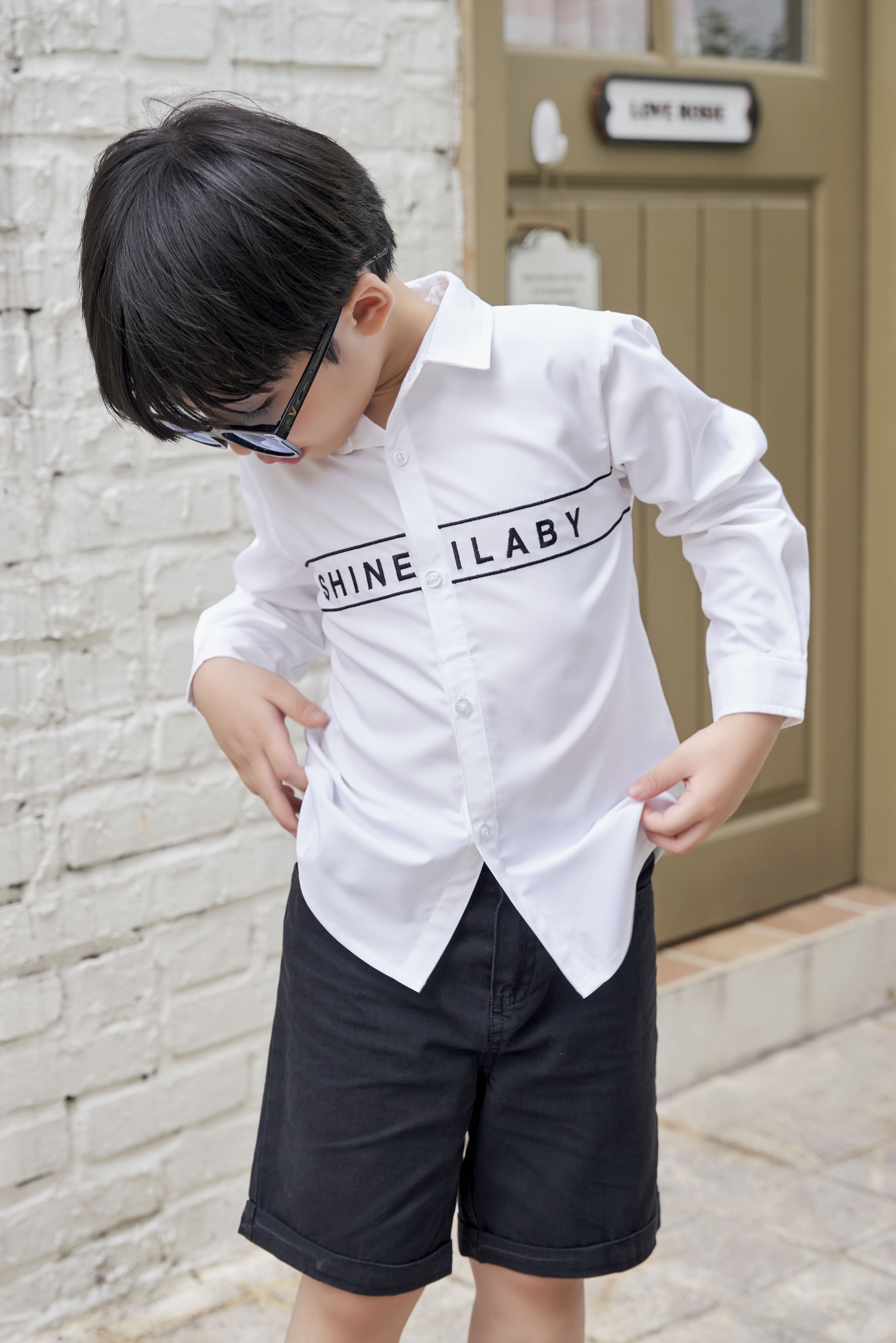 Sơ mi dài tay thêu 