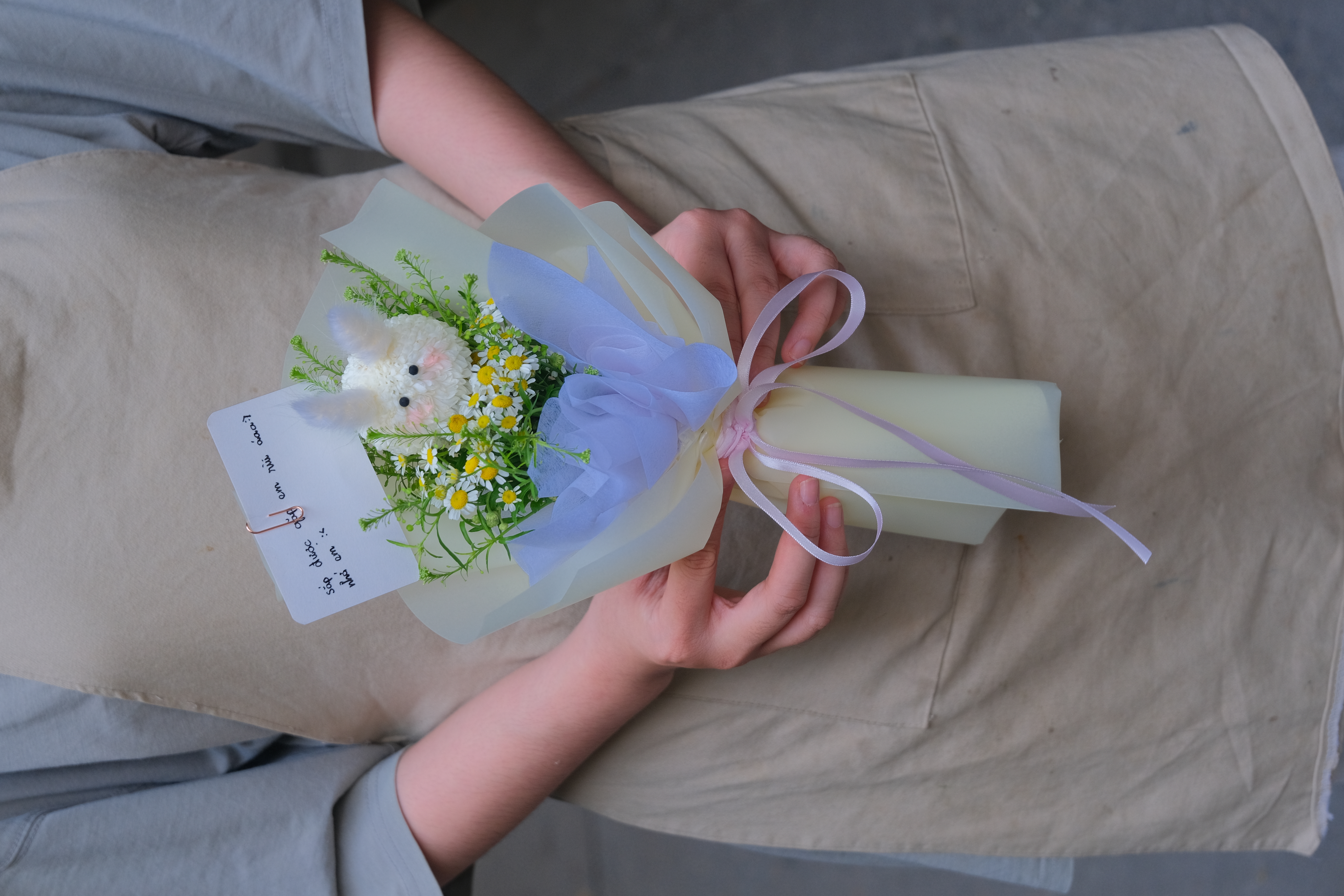 Bó hoa thỏ trắng mix cúc tana mini_thumbnail_4