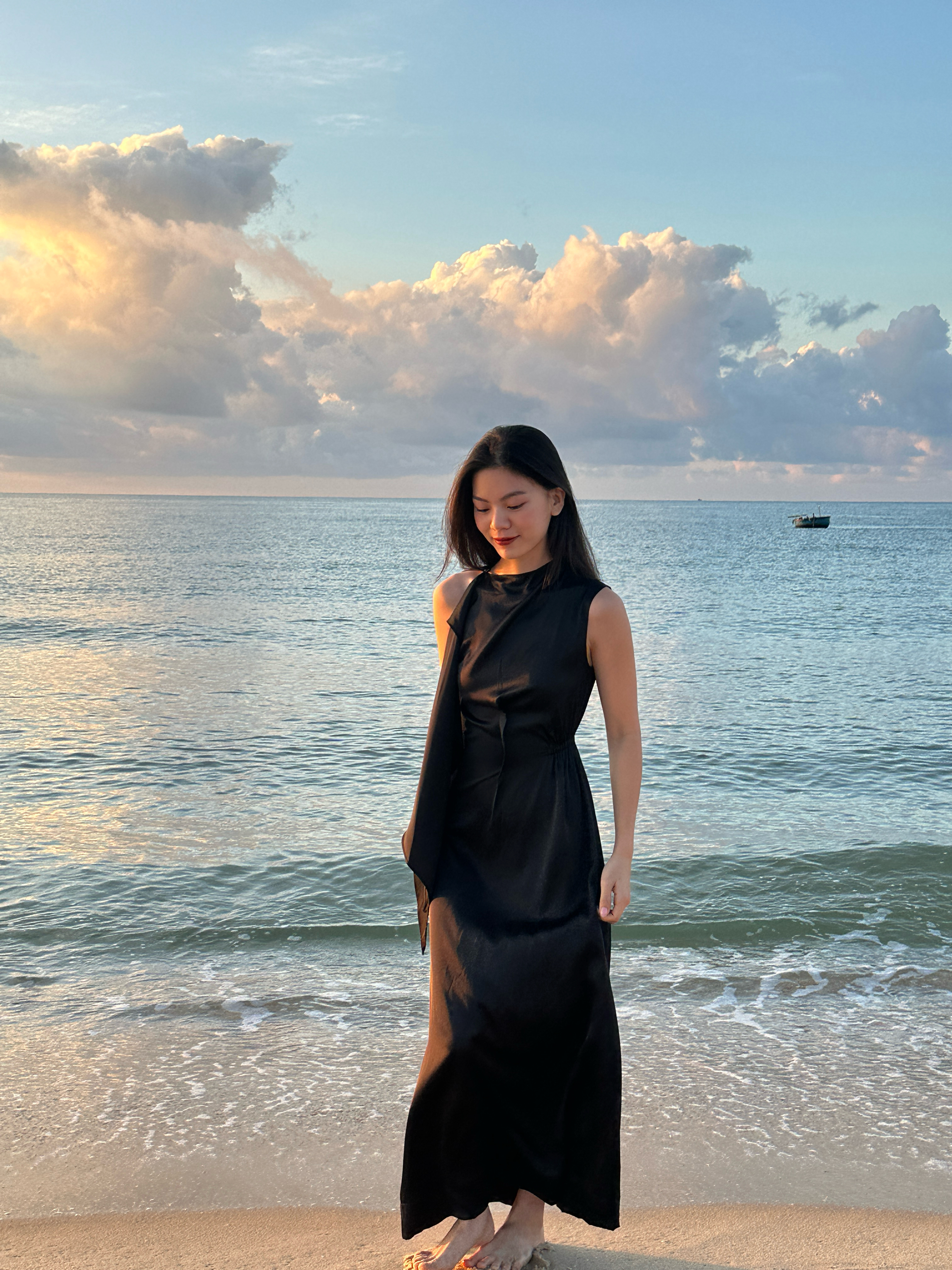 FALLING SIDE DRESS