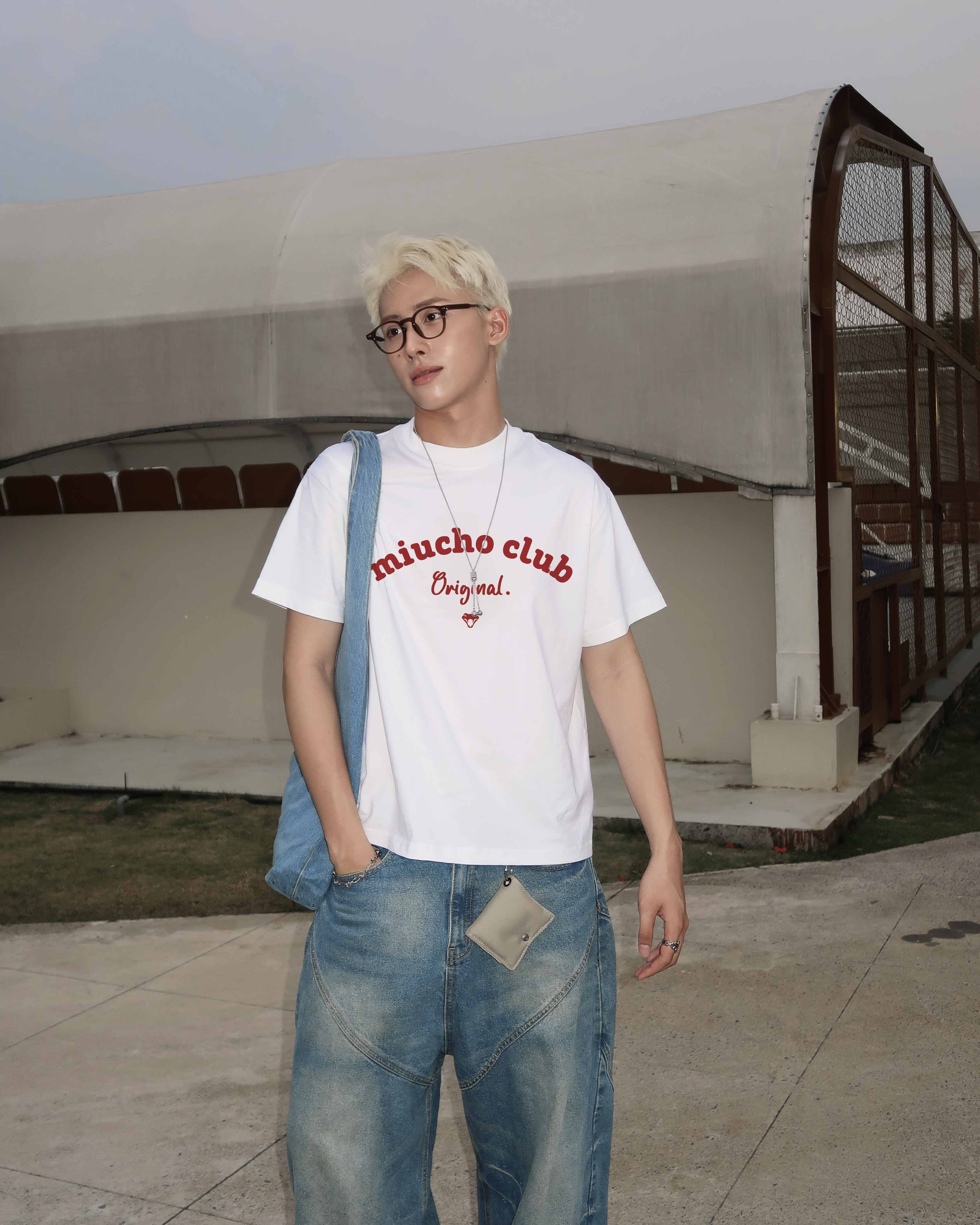 Áo phông tết form boxy local brand cổ tròn chất vải cotton 2c 250gsm 1816 Miucho Club in basic_thumbnail_4