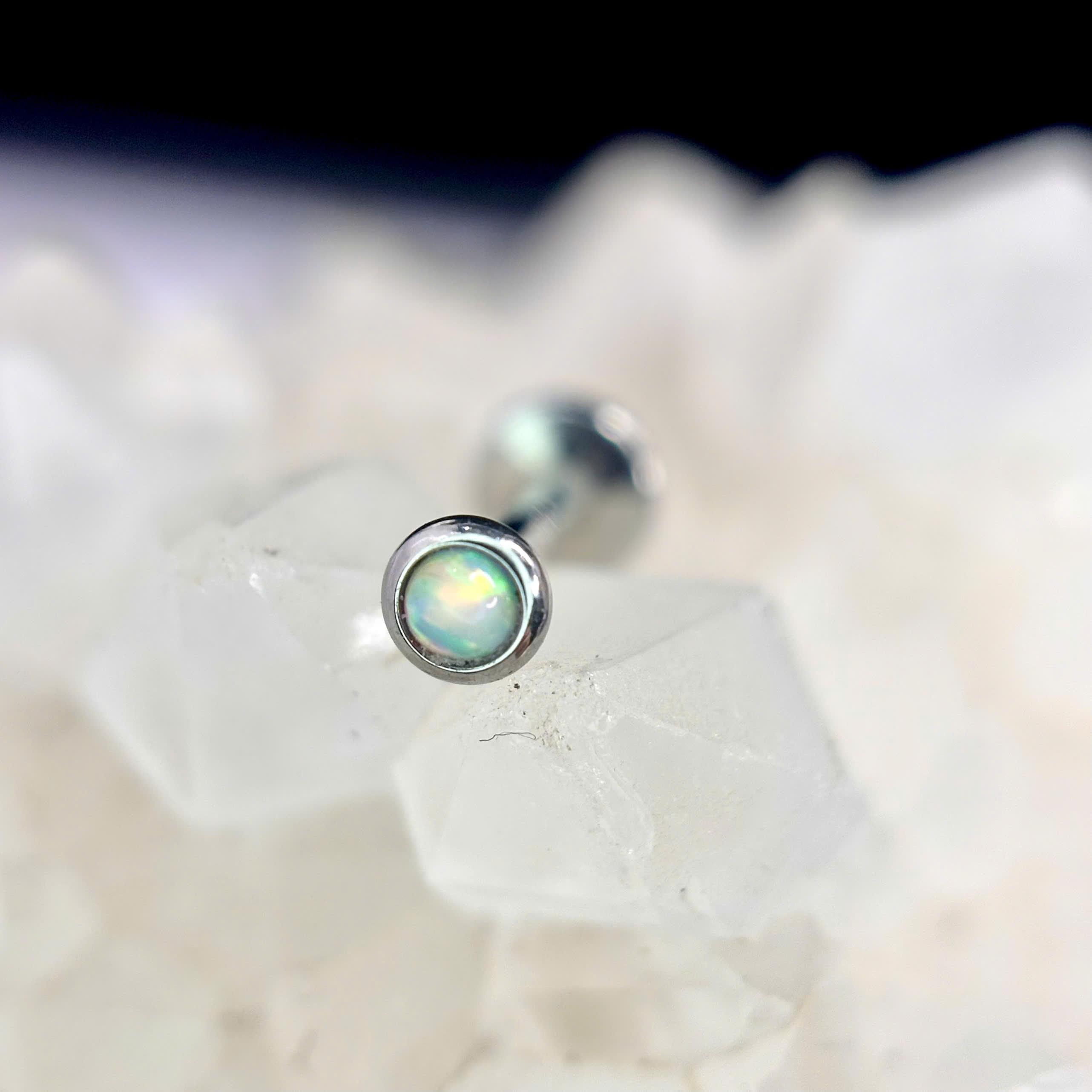Opal đít dẹt trắng size 3.