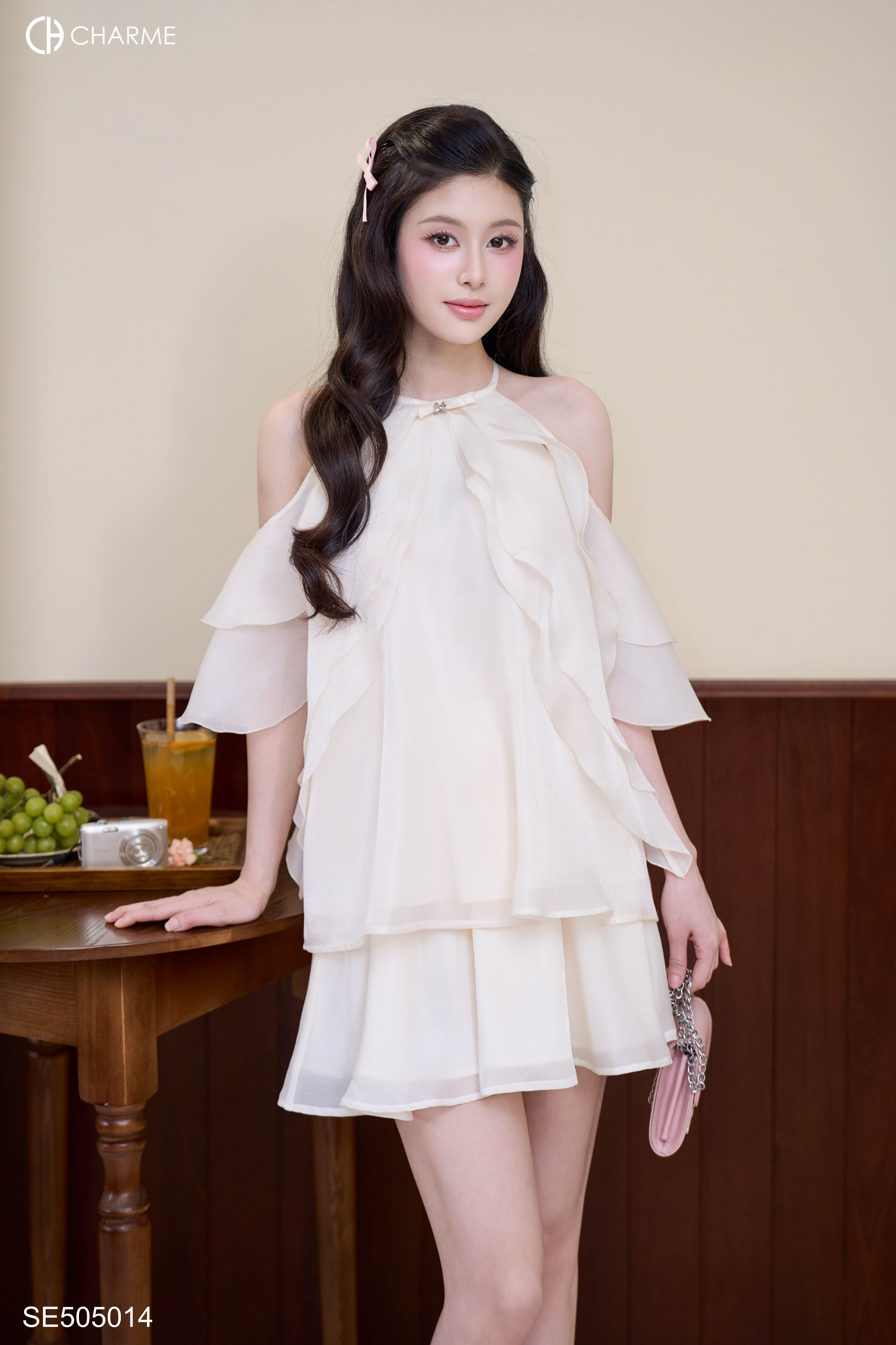 Set áo cổ yếm bèo kèm chân váy_thumbnail_2