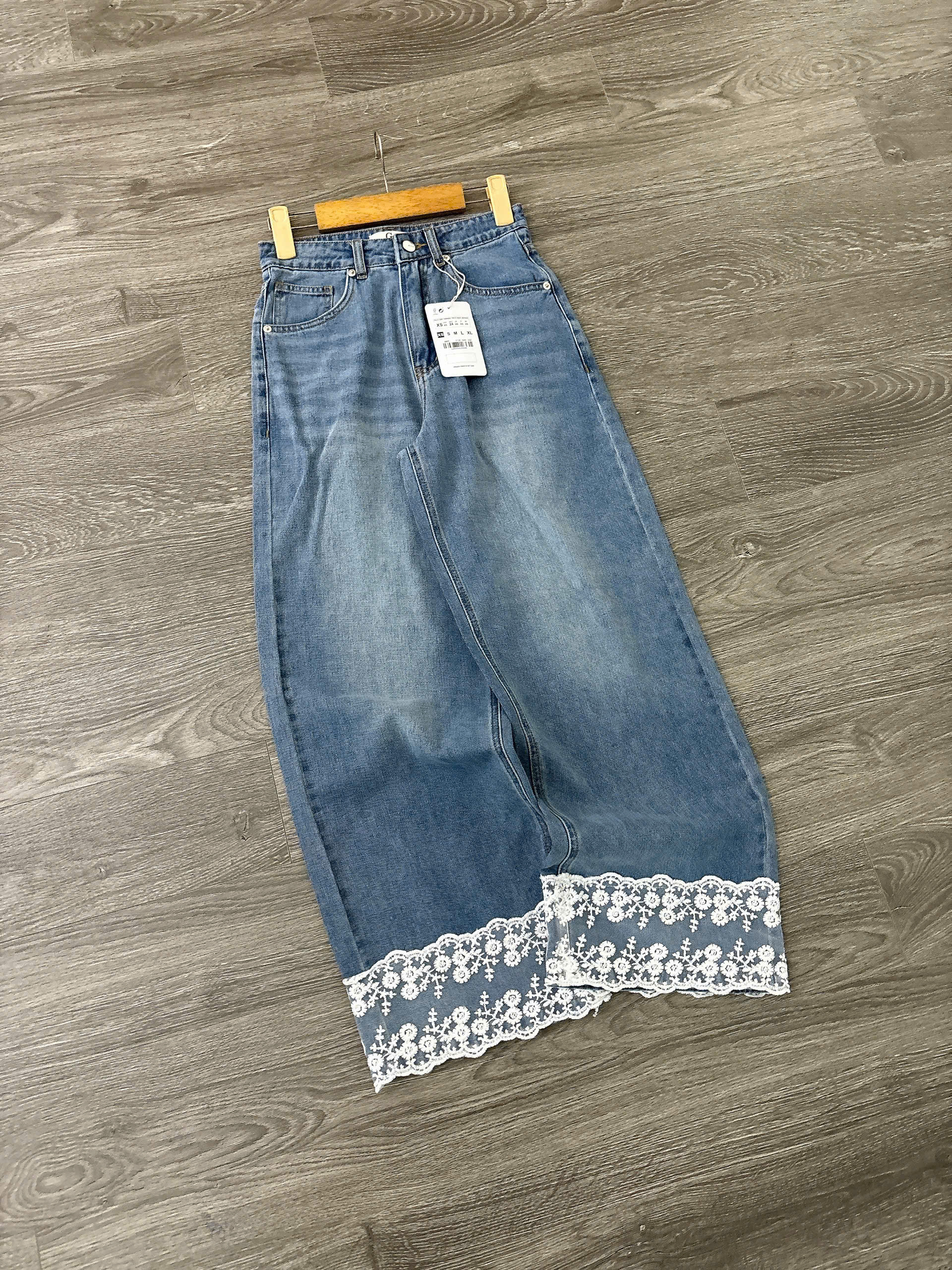 SALE Q222 QUẦN JEAN SUÔNG PHỐI REN_thumbnail_1